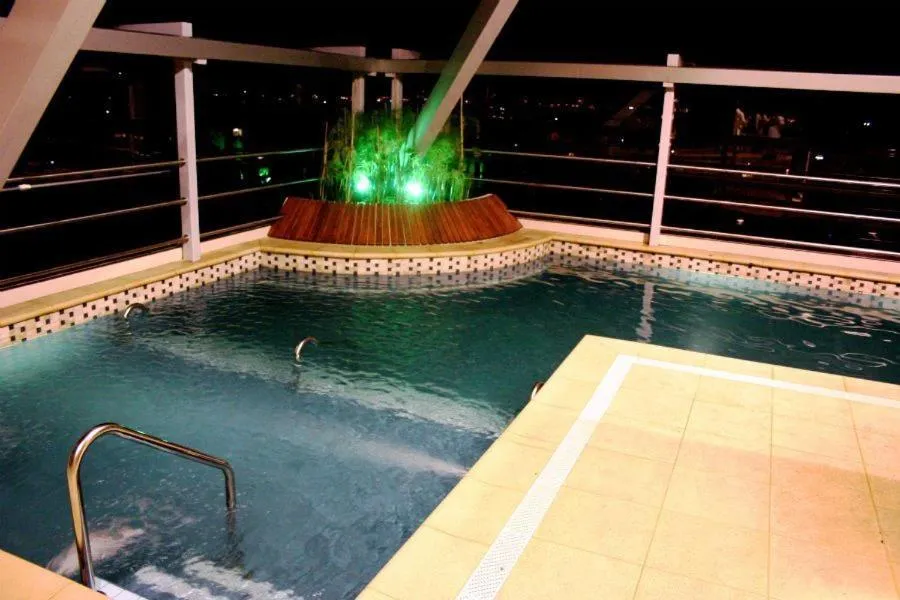 Swimming pool in Ros Tower Hotel