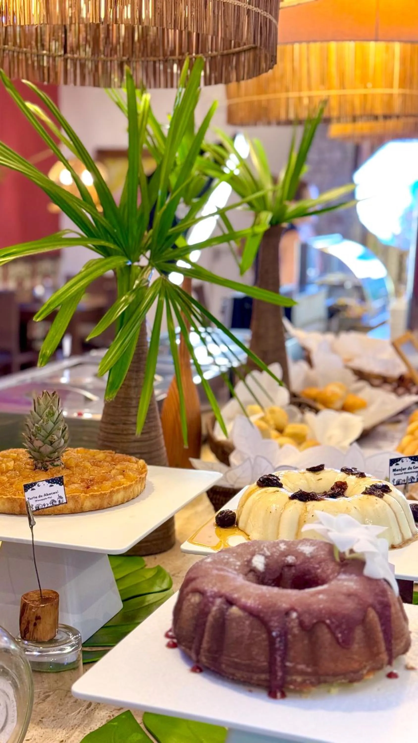 Breakfast in Portal Da Praia Hotel