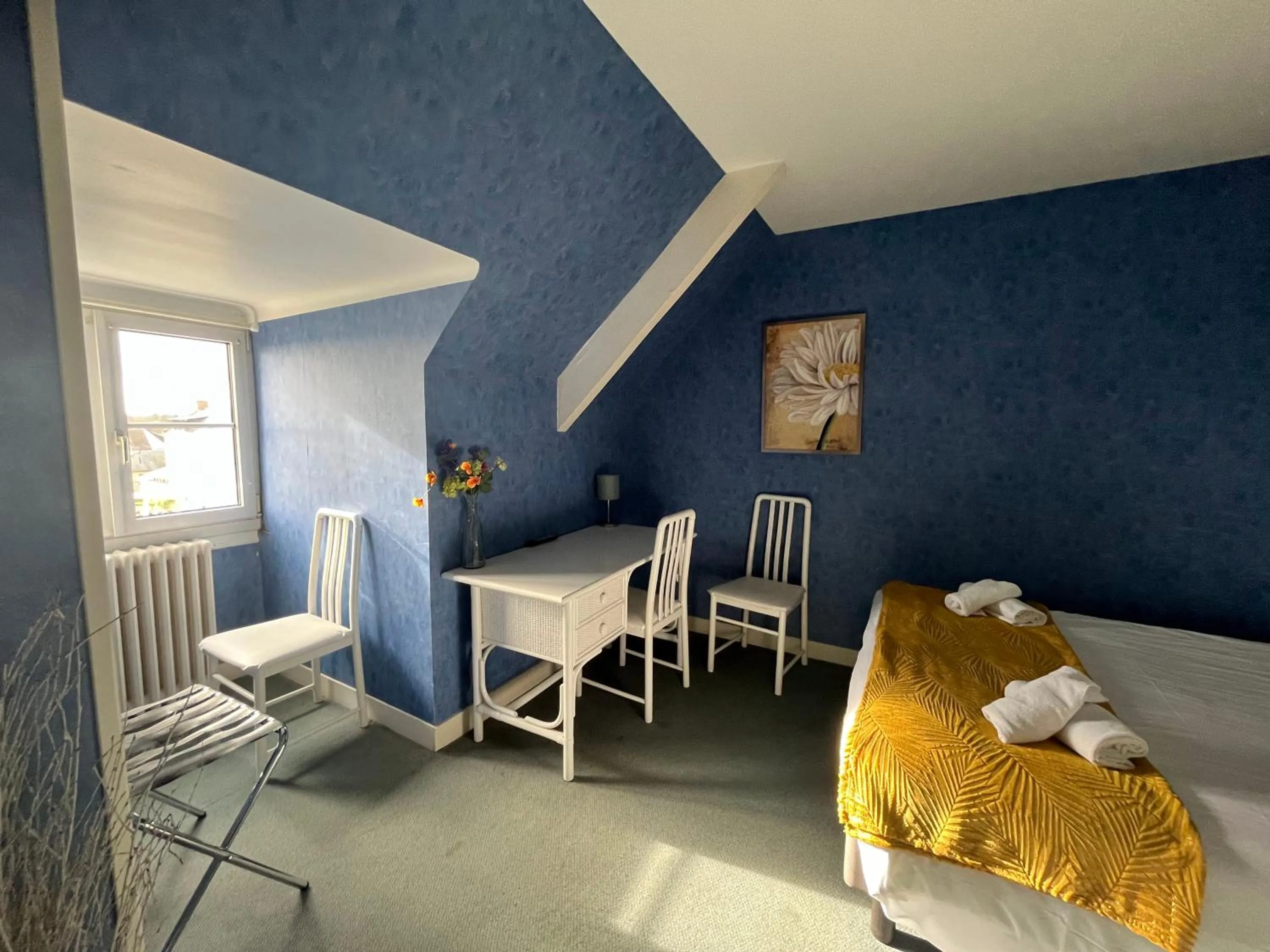 Bedroom, Bed in Hôtel Le Phare