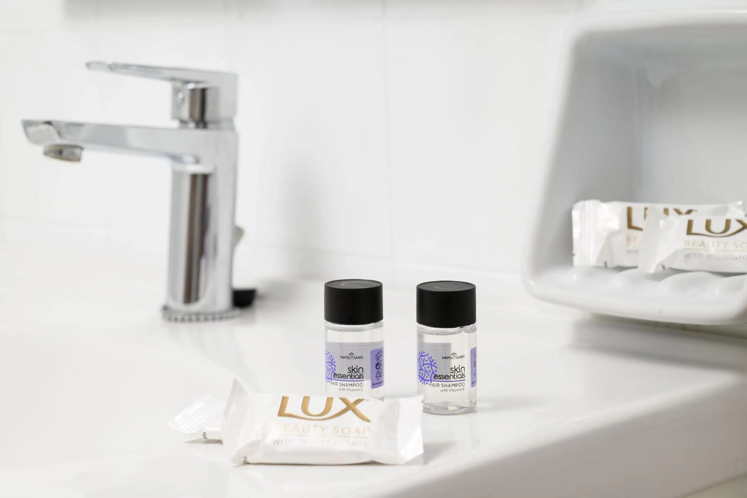 Bathroom in Crops Suites