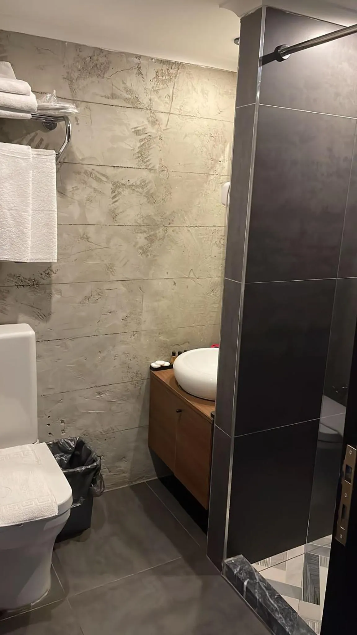 Bathroom in Elibol Hotel Old City