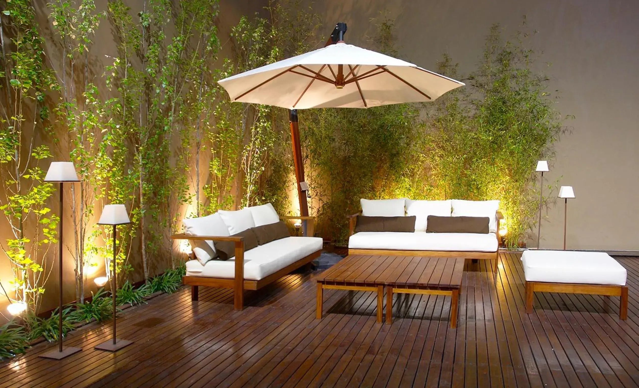 Patio, Bed in Hotel Spa Republica Patio, Bed in Hotel Spa Republica