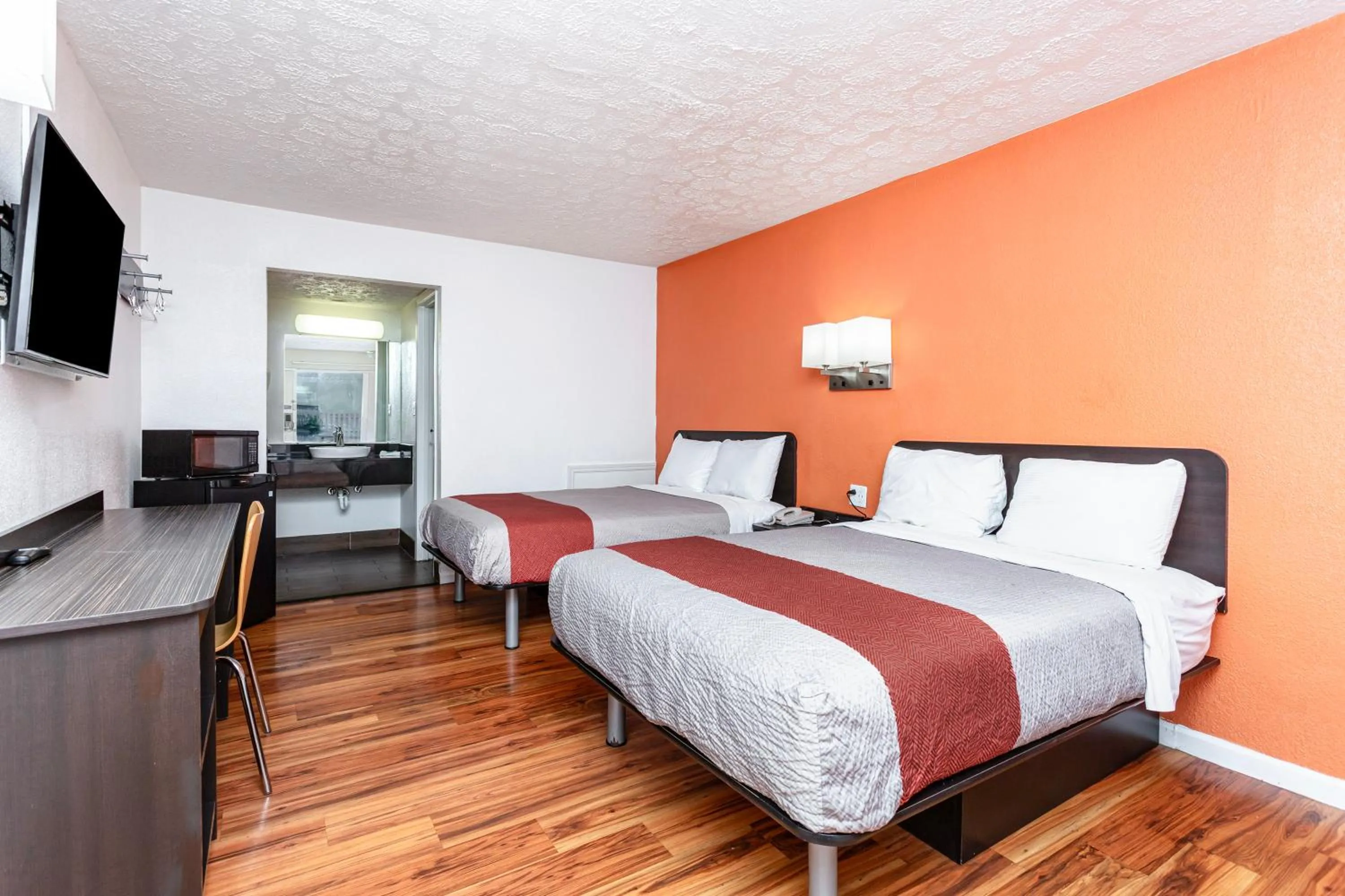 Bedroom, Bed in Relax Inn by OYO Columbus OH I 70