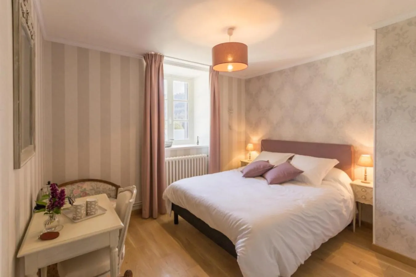 Photo of the whole room, Bed in Le Manoir de Placy - Chambres d'Hôtes