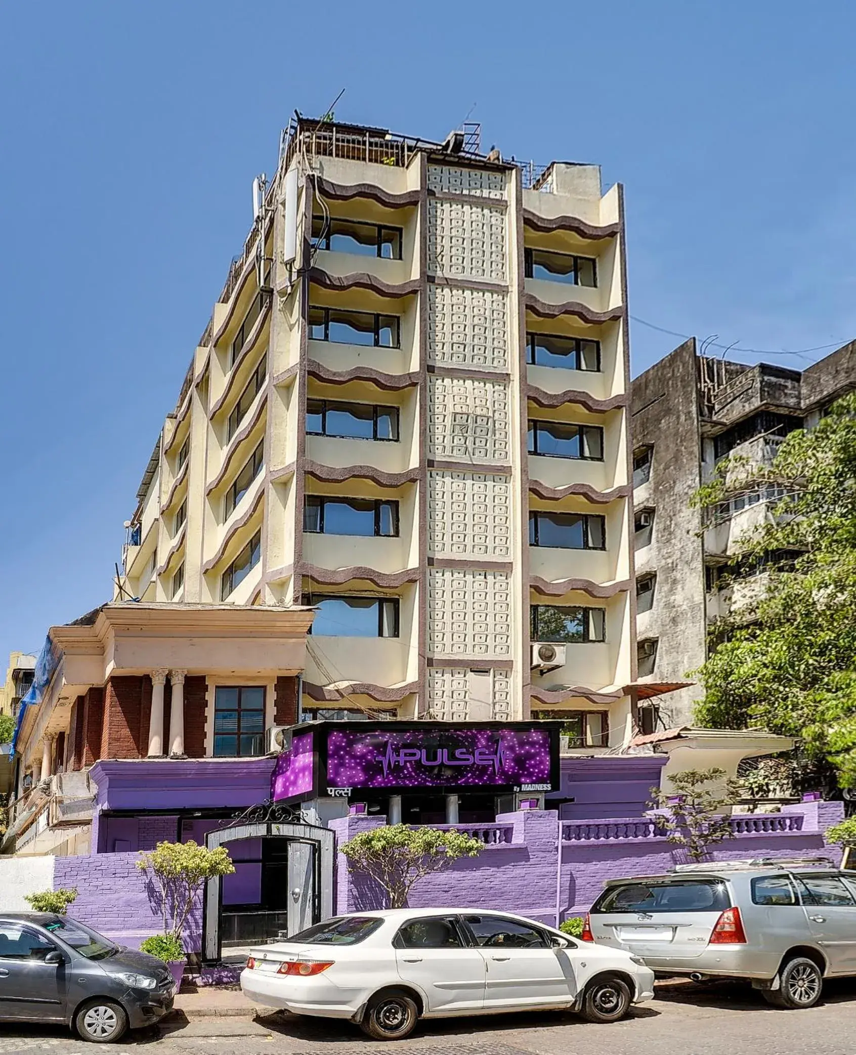 Property building in Ramee Guestline Hotel Khar Property building in Ramee Guestline Hotel Khar