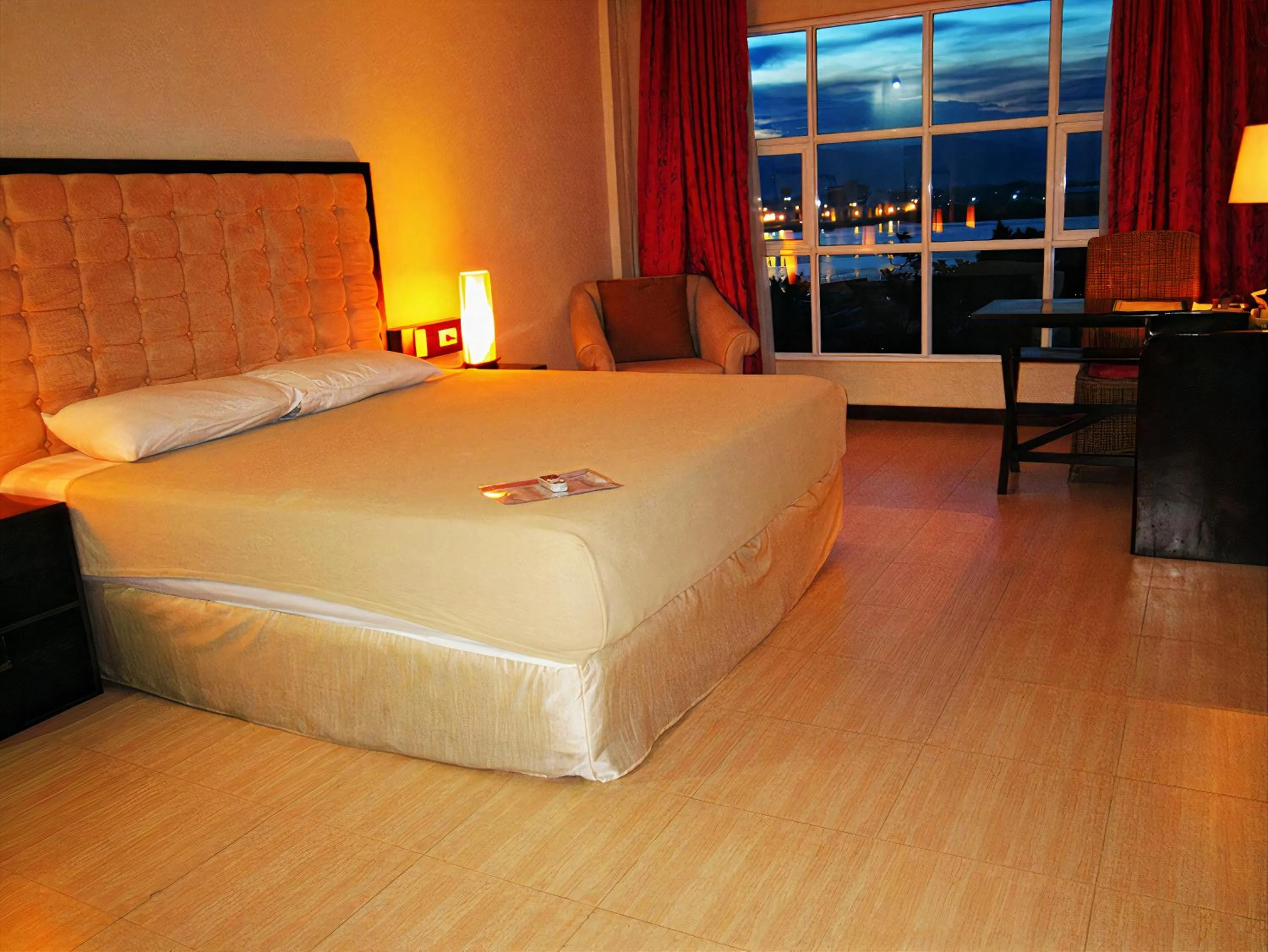 Bedroom, Bed in Cebu Dulcinea Hotel and Suites-MACTAN AIRPORT HOTEL