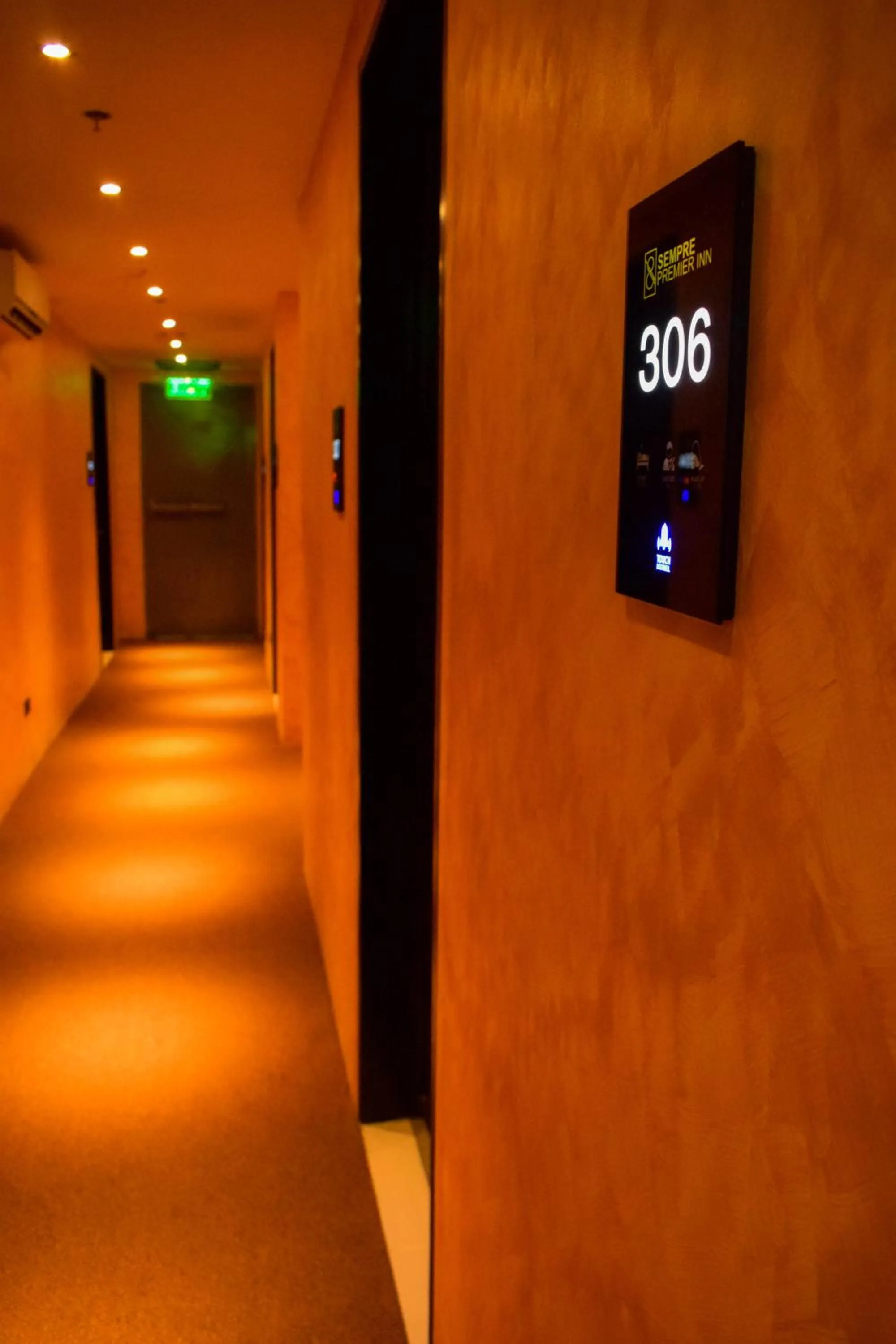 Property building in Cebu Dulcinea Hotel and Suites-MACTAN AIRPORT HOTEL