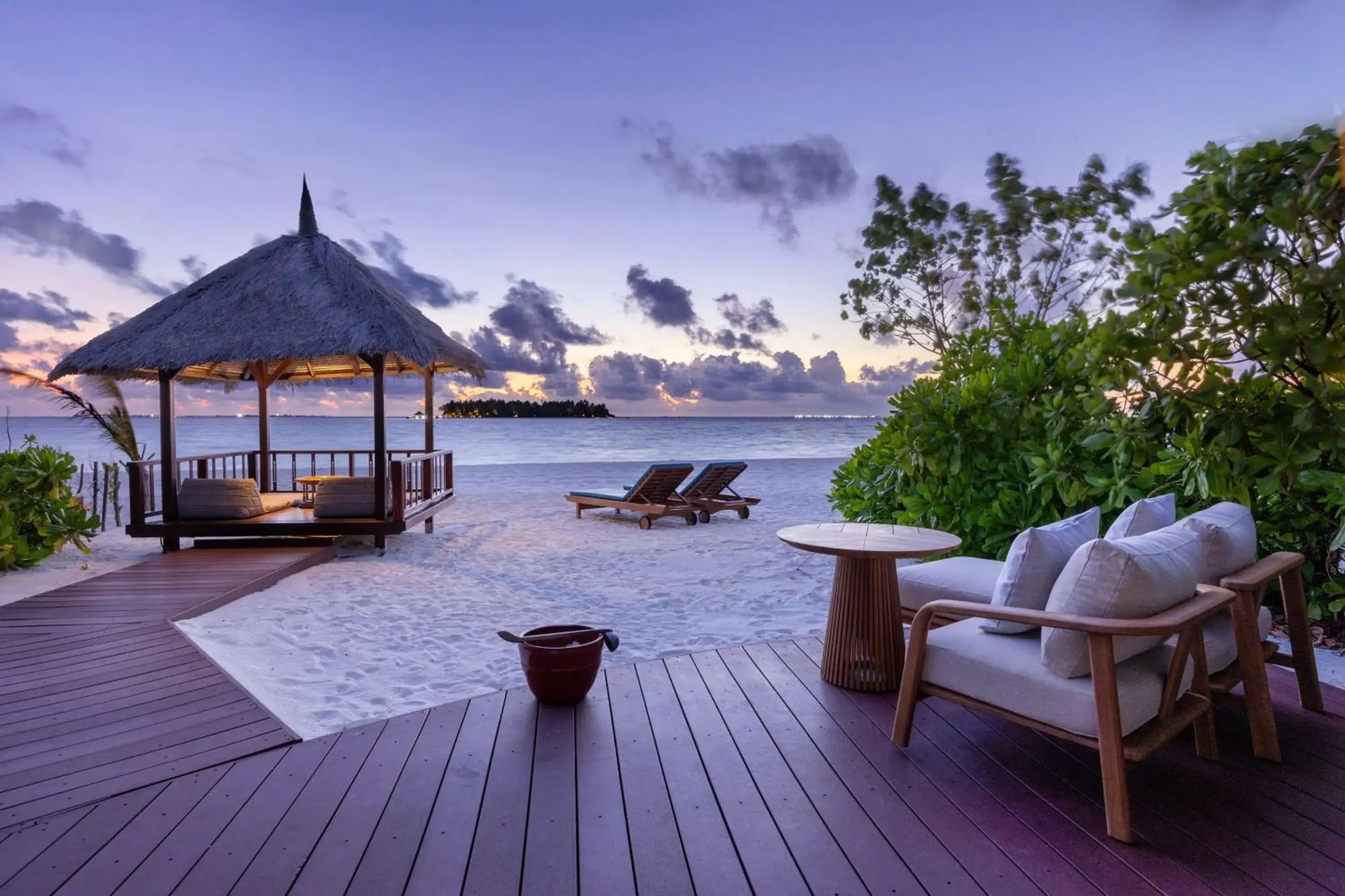 View (from property/room) in Banyan Tree Vabbinfaru View (from property/room) in Banyan Tree Vabbinfaru