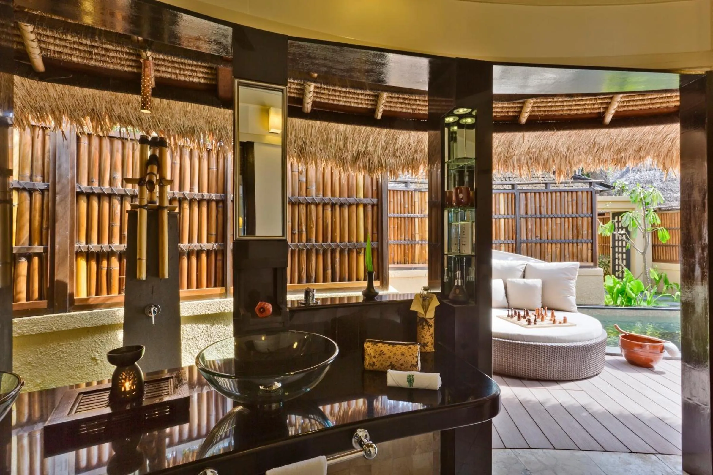 Bathroom in Banyan Tree Vabbinfaru