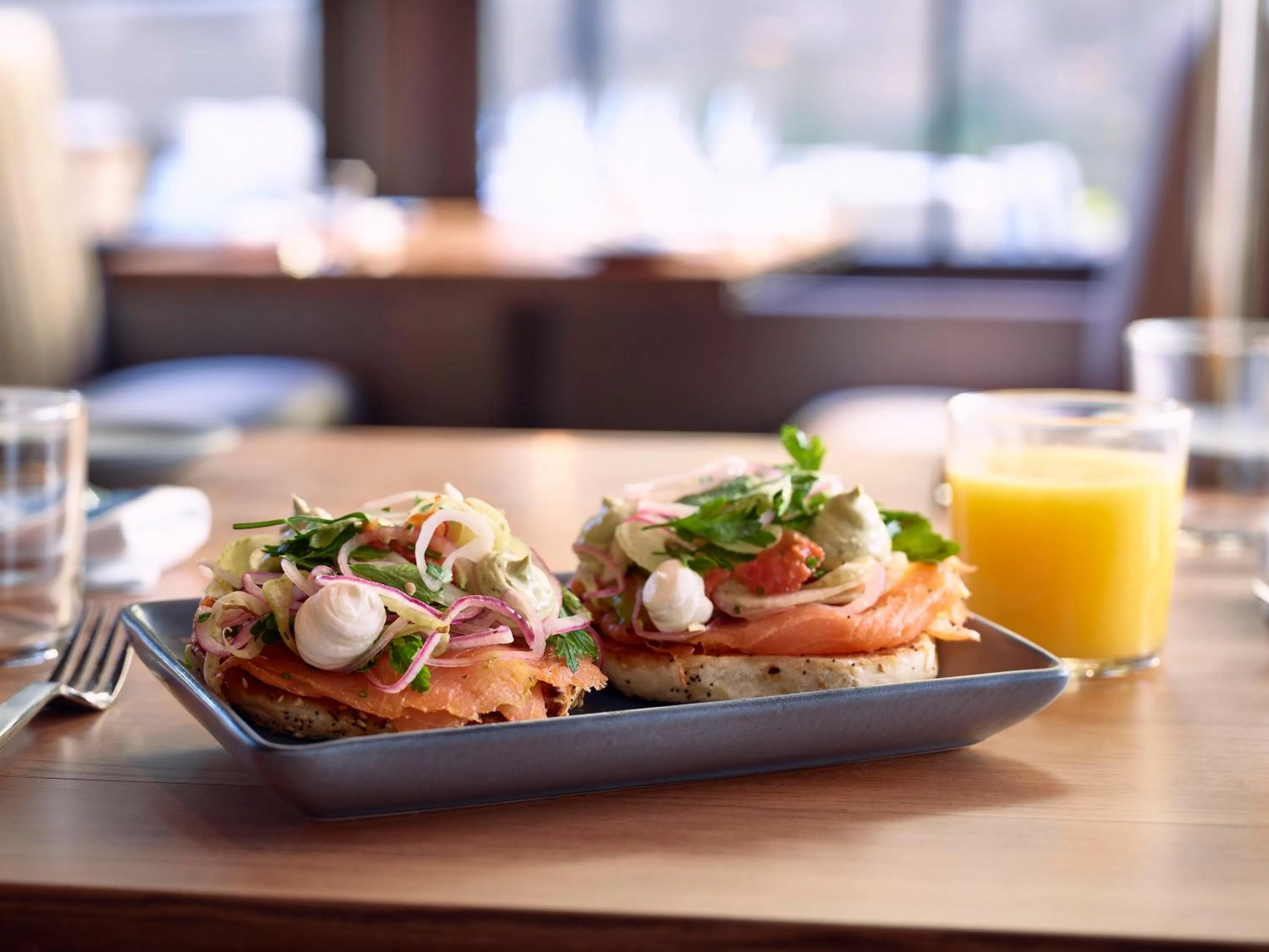 Restaurant/places to eat in Kimpton Tryon Park Hotel by IHG