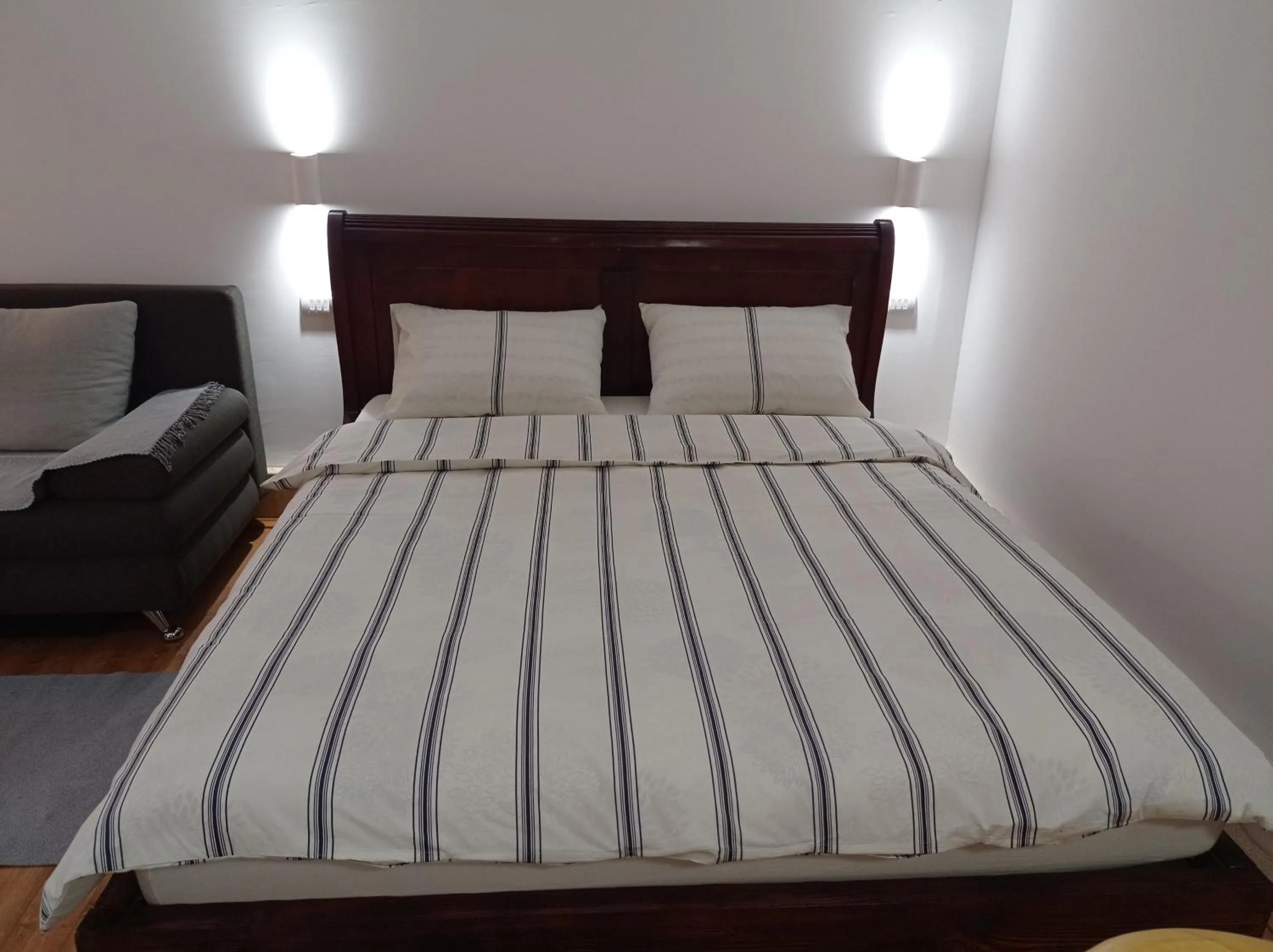 Bed in Meda Apartment