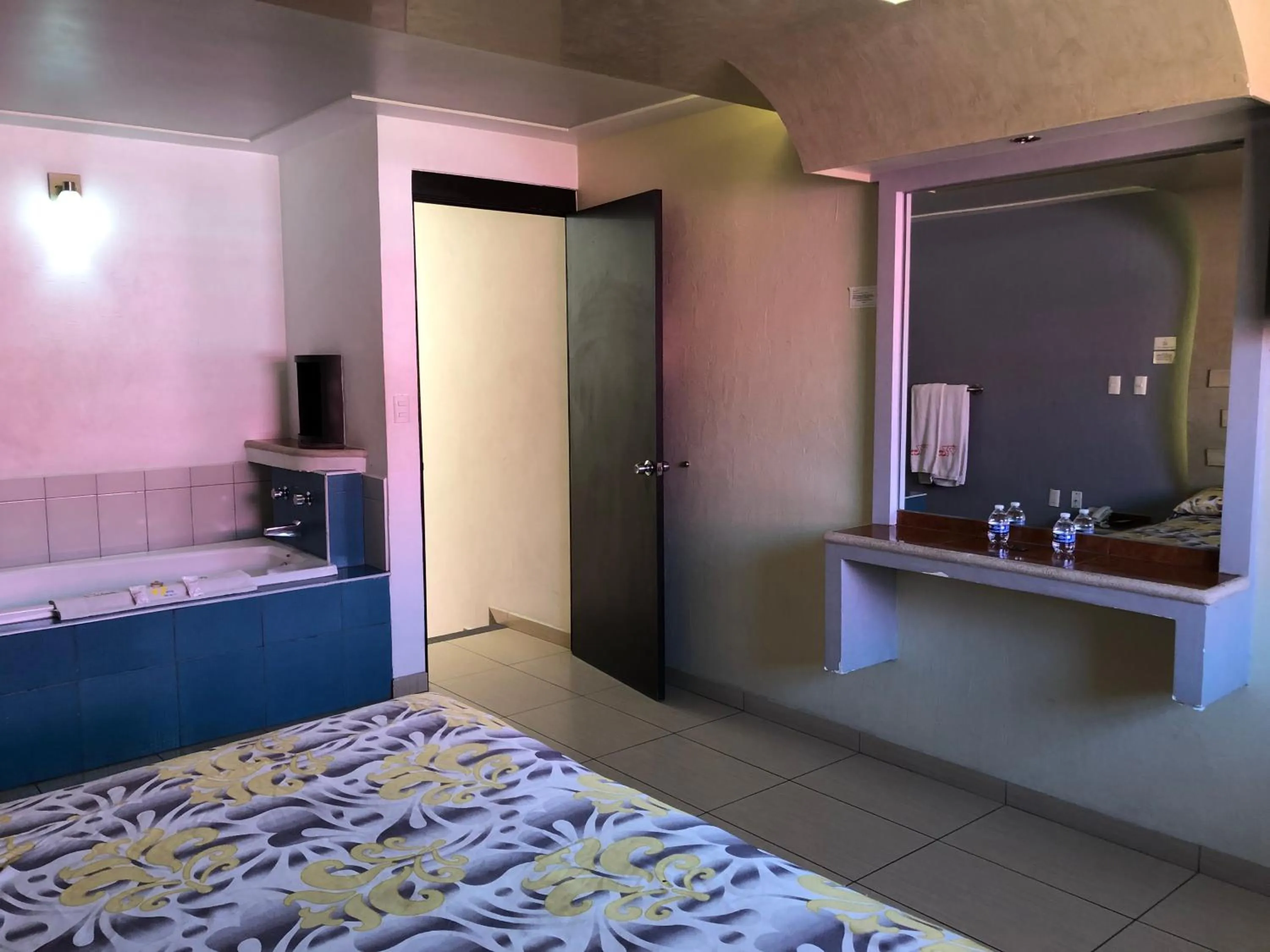 Bed in Hotel & Villas 7