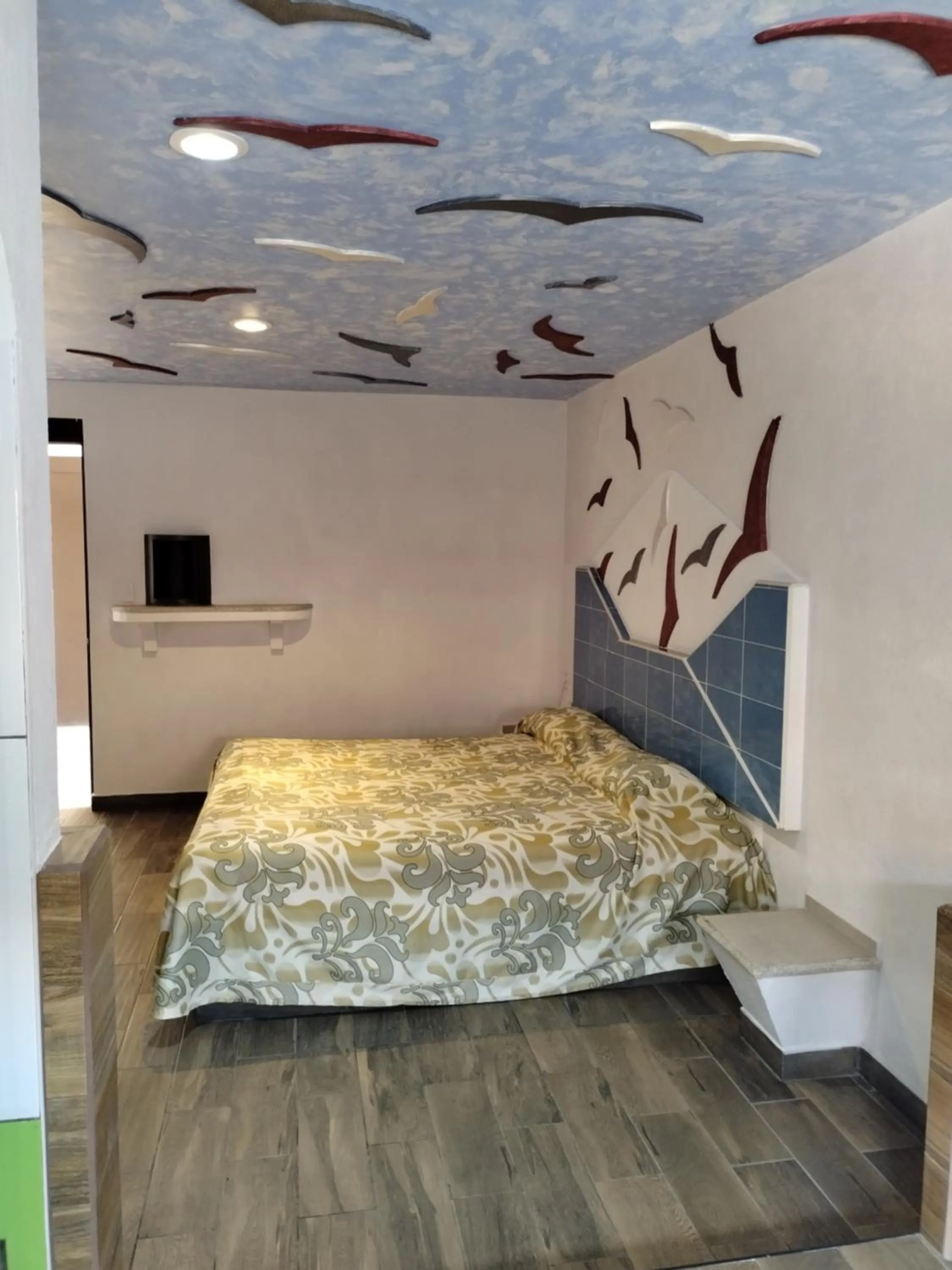 Property building, Bed in Hotel & Villas 7