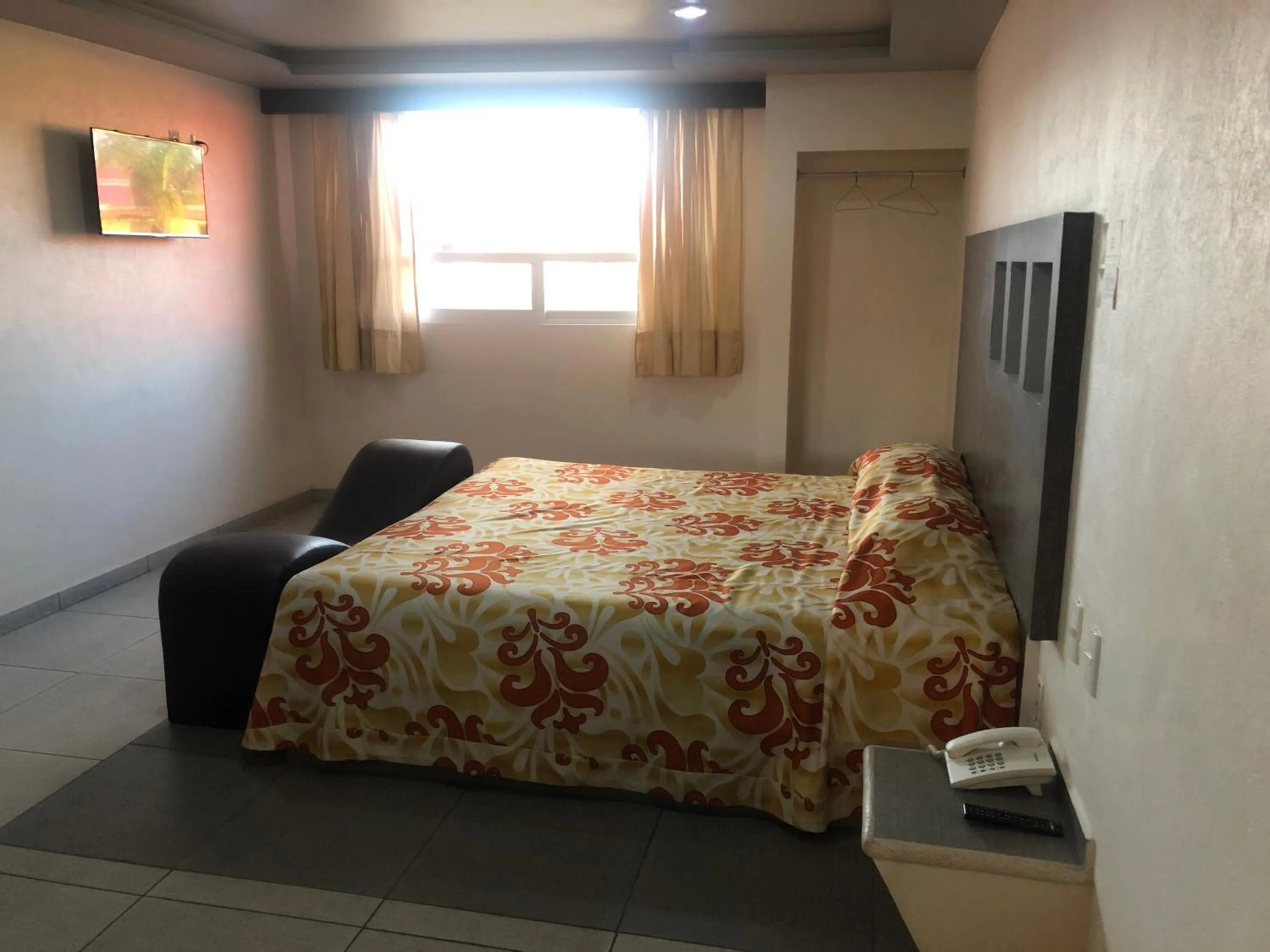 Photo of the whole room, Bed in Hotel & Villas 7