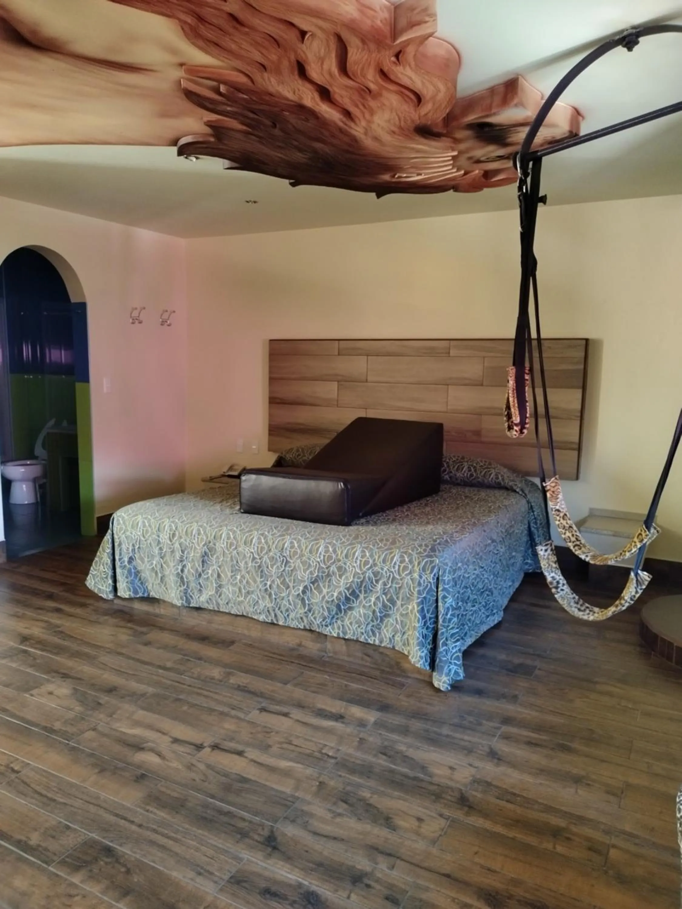 Photo of the whole room, Bed in Hotel & Villas 7