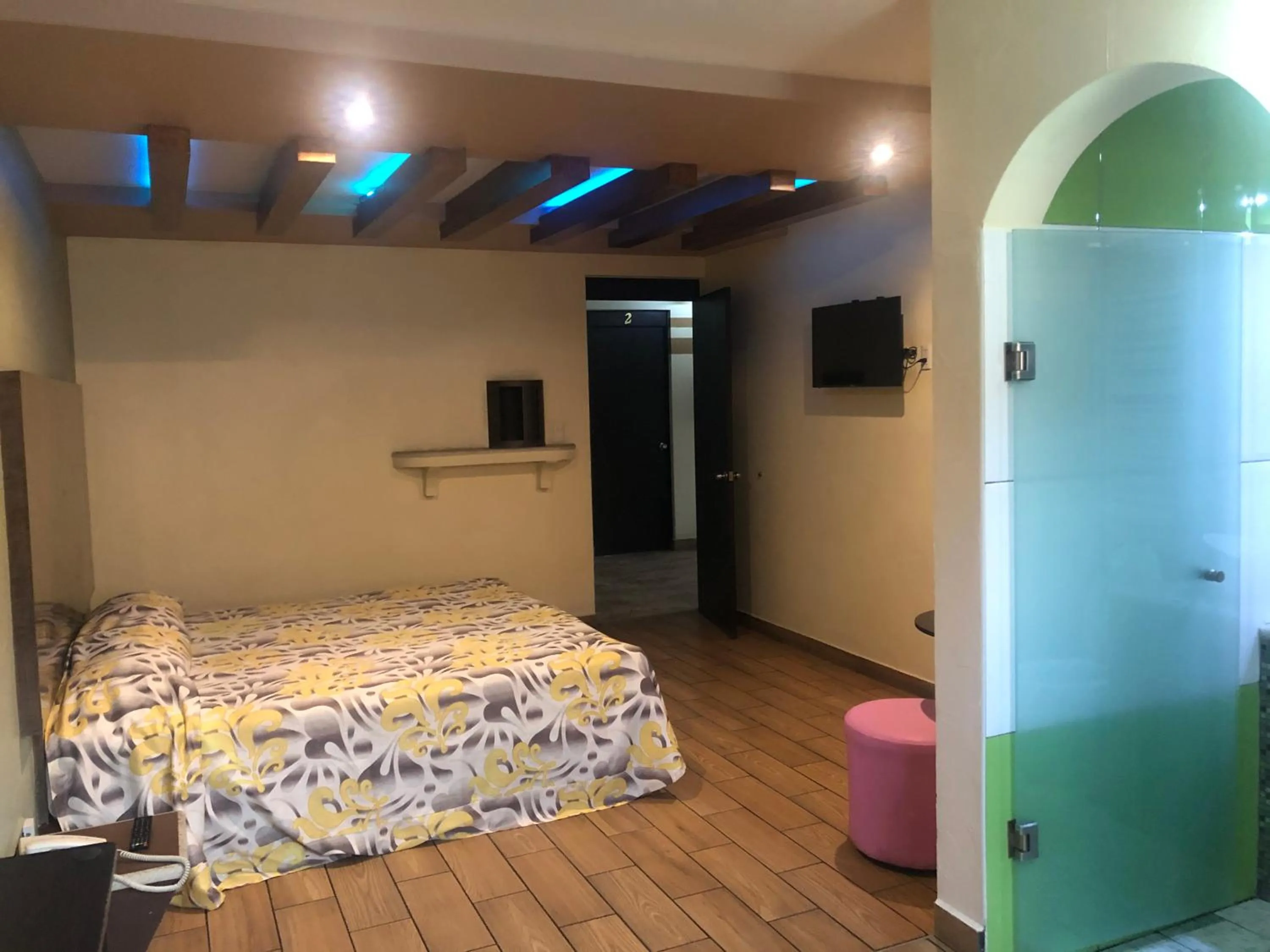 Photo of the whole room, Bed in Hotel & Villas 7