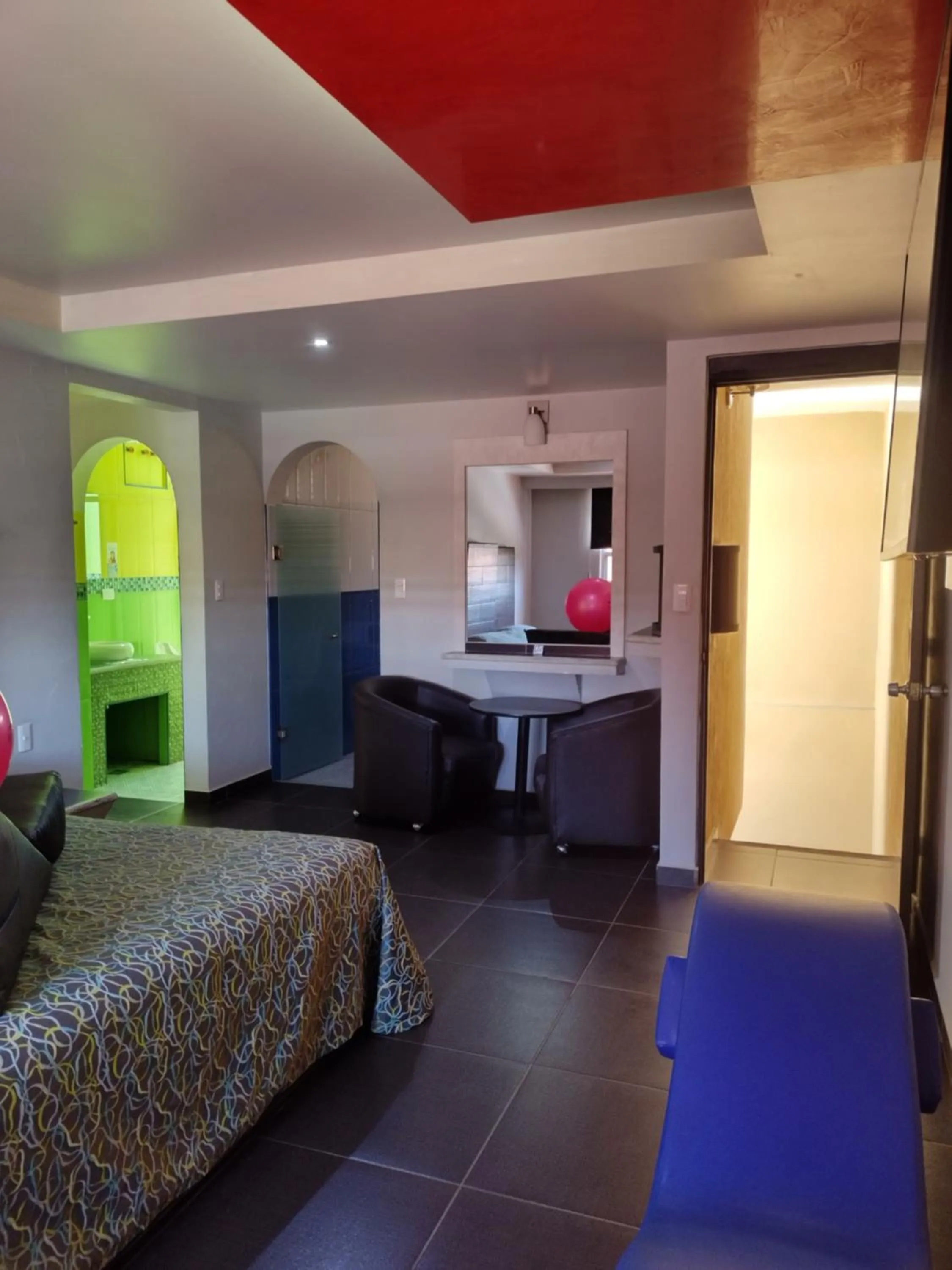 Photo of the whole room in Hotel & Villas 7