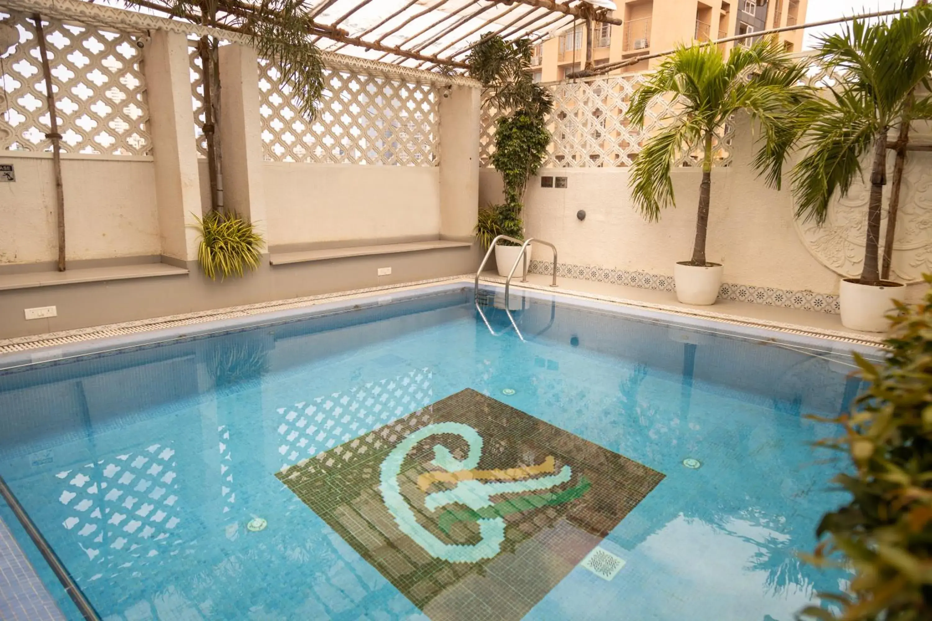 Swimming pool in Ramee Guestline Hotel Dadar Swimming pool in Ramee Guestline Hotel Dadar