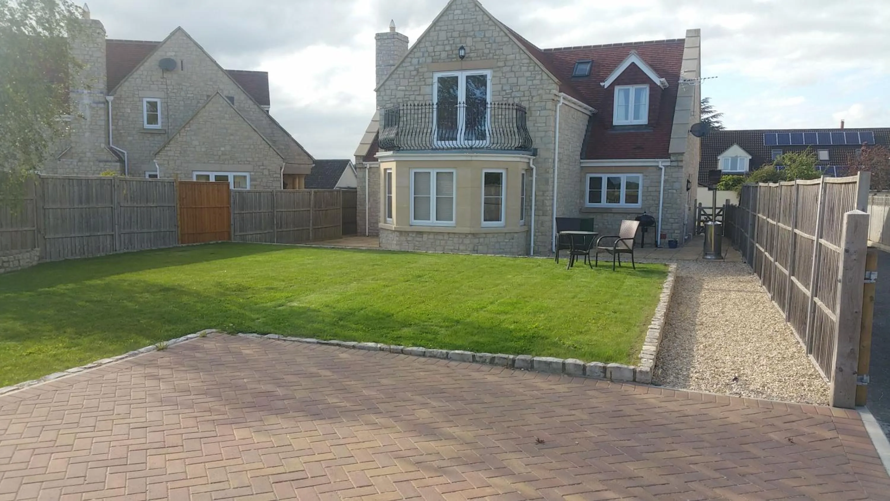 Property building in Millbatch Farm