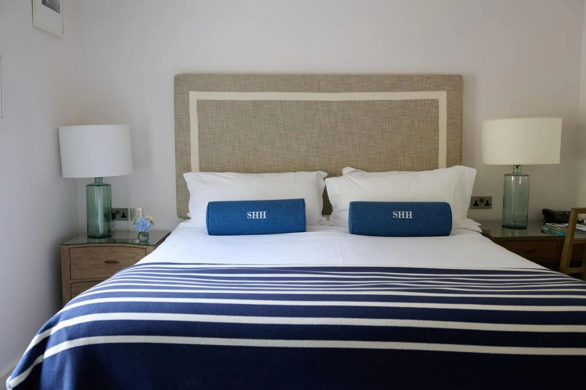 Bed in Harbour Hotel & Spa Salcombe