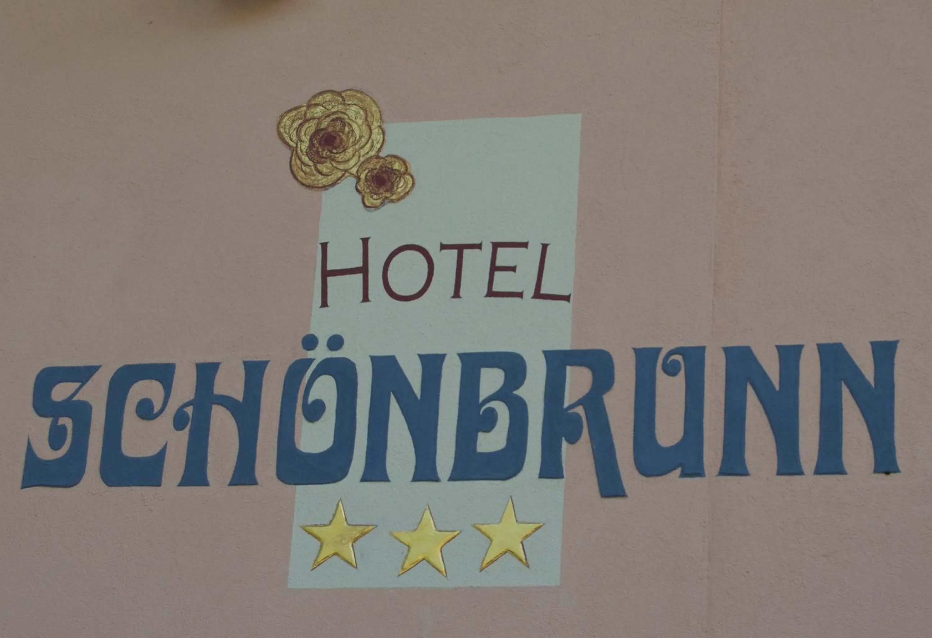 Facade/entrance in Hotel Schönbrunn