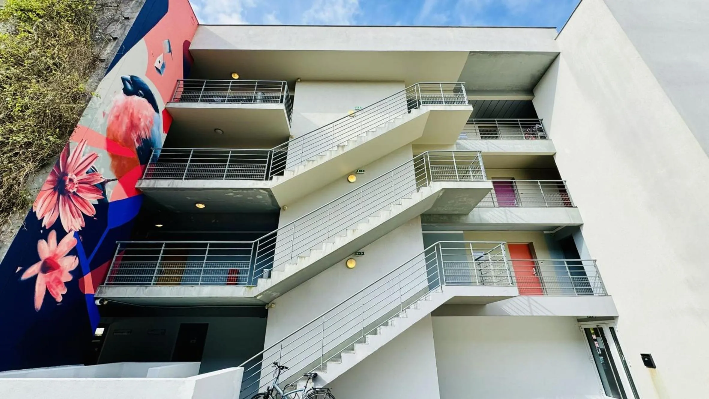 Property building in City Résidence Bordeaux Centre