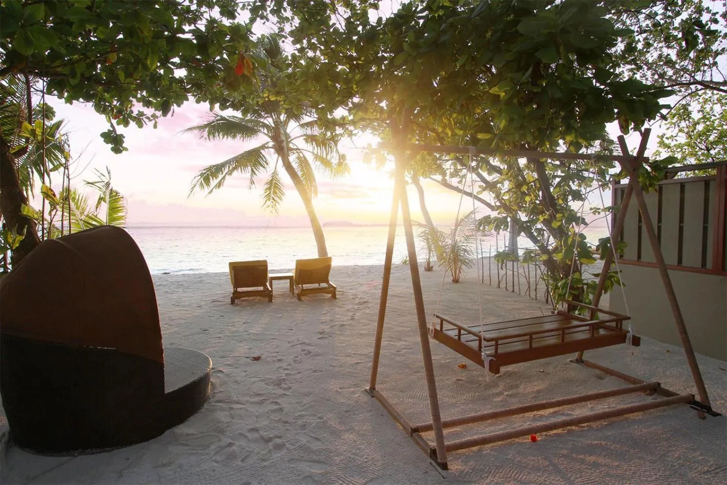 Beach in Dhawa Ihuru, part of Banyan Group