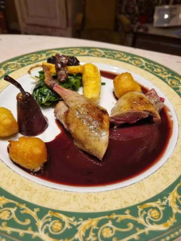 Restaurant/places to eat in La Villa Bois Joli HOTEL RESTAURANT