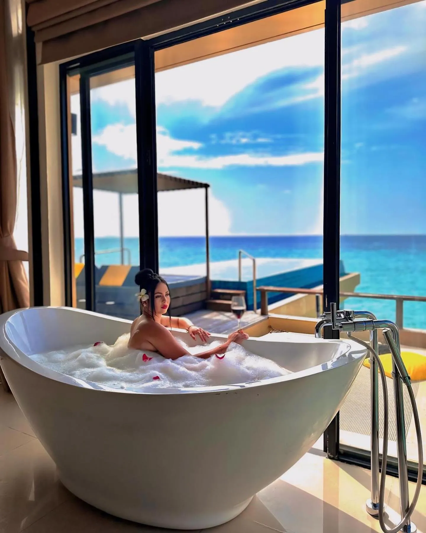 Bath in Angsana Velavaru - Enjoy 20 percent off Return Seaplane for Two guests on stays of 4 nights or more between 1 March to 23 December 2026