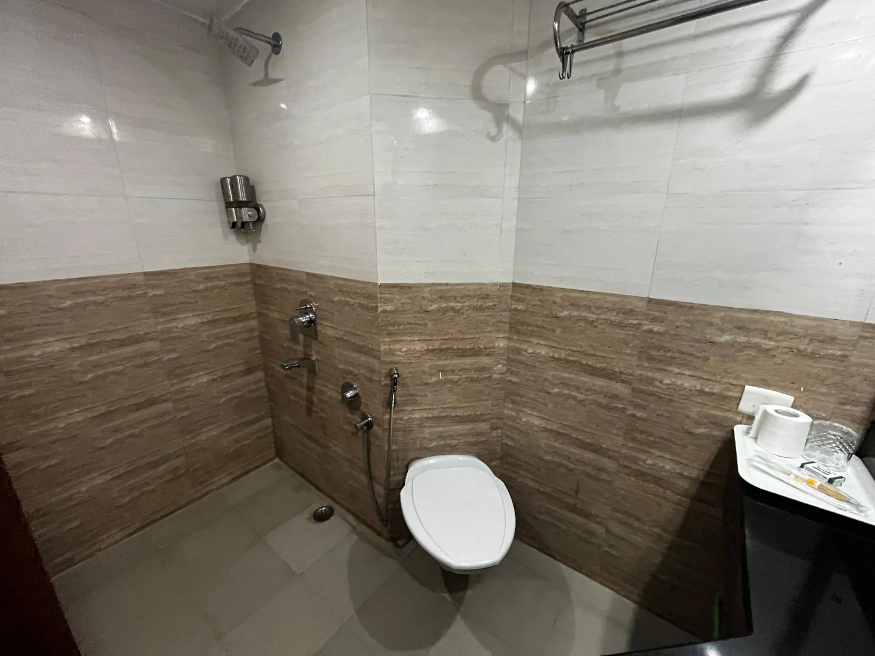 Bathroom in Ramee Guestline Hotel Bangalore