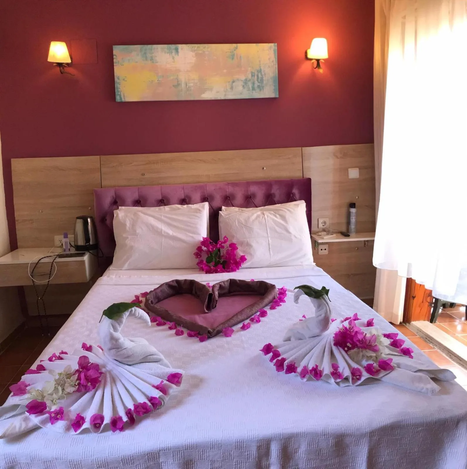 Bed in Konak Su Hotel