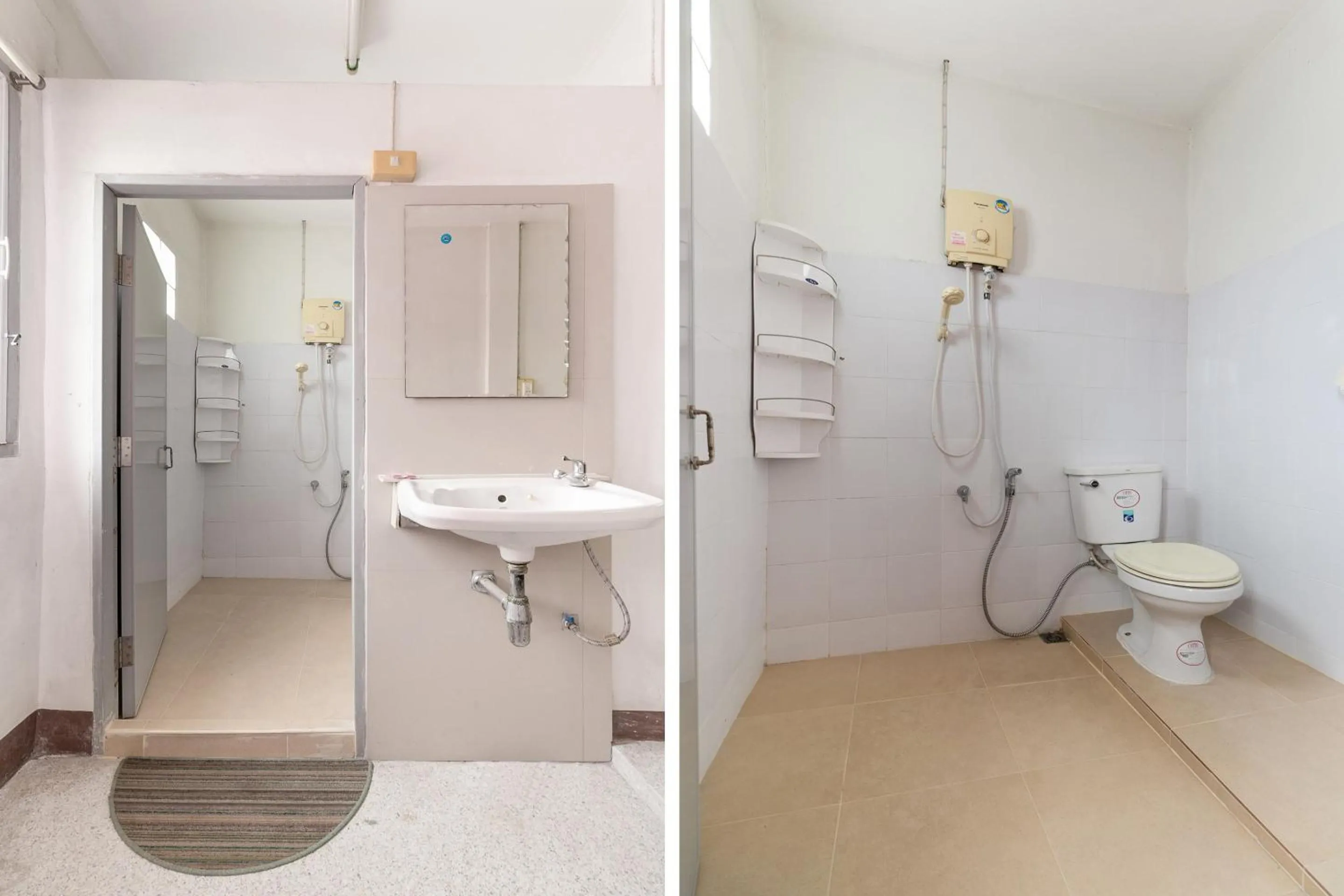 Bathroom in OYO 1161 Sathorn Mansion