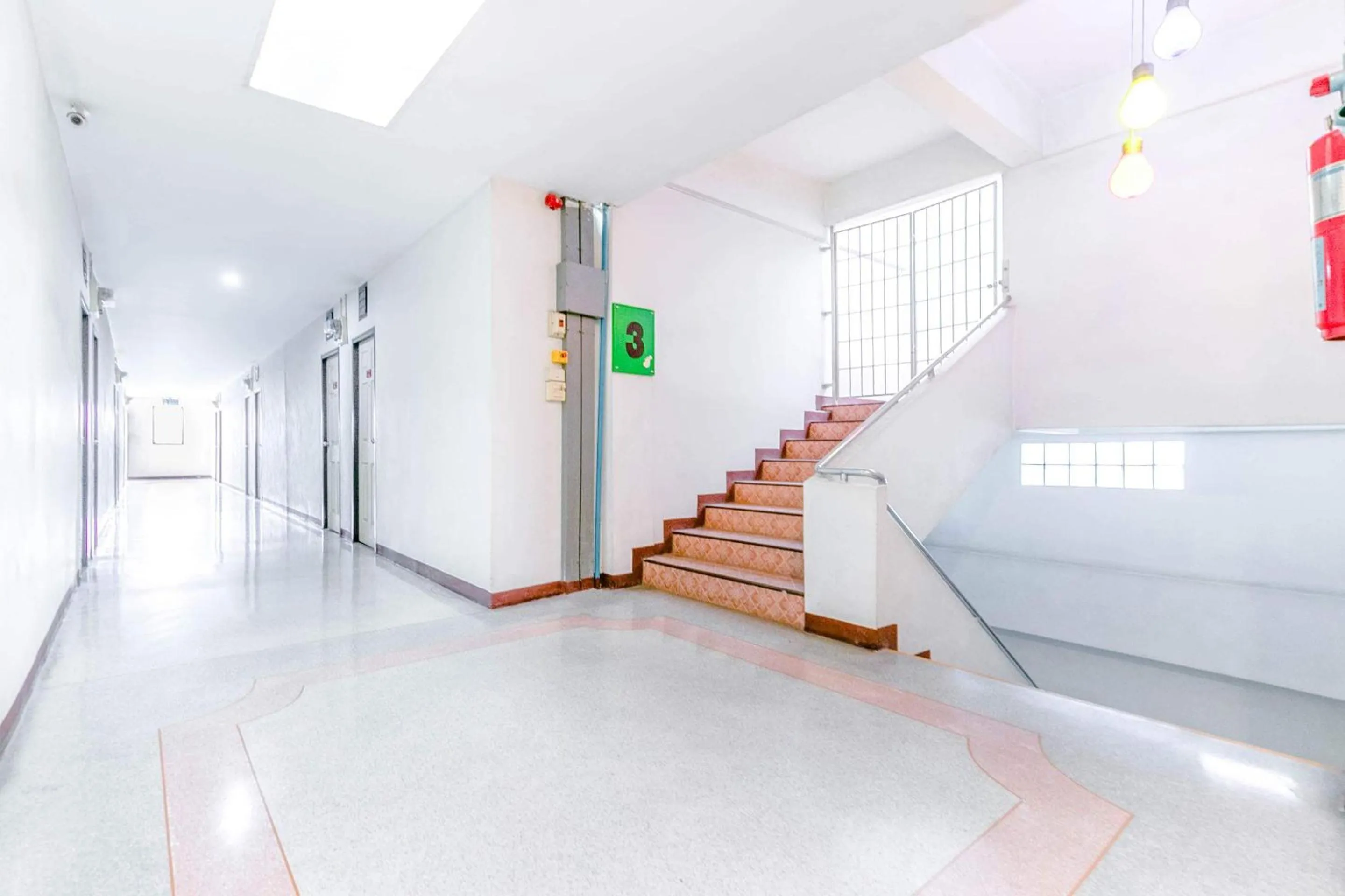 Lobby or reception in OYO 1161 Sathorn Mansion