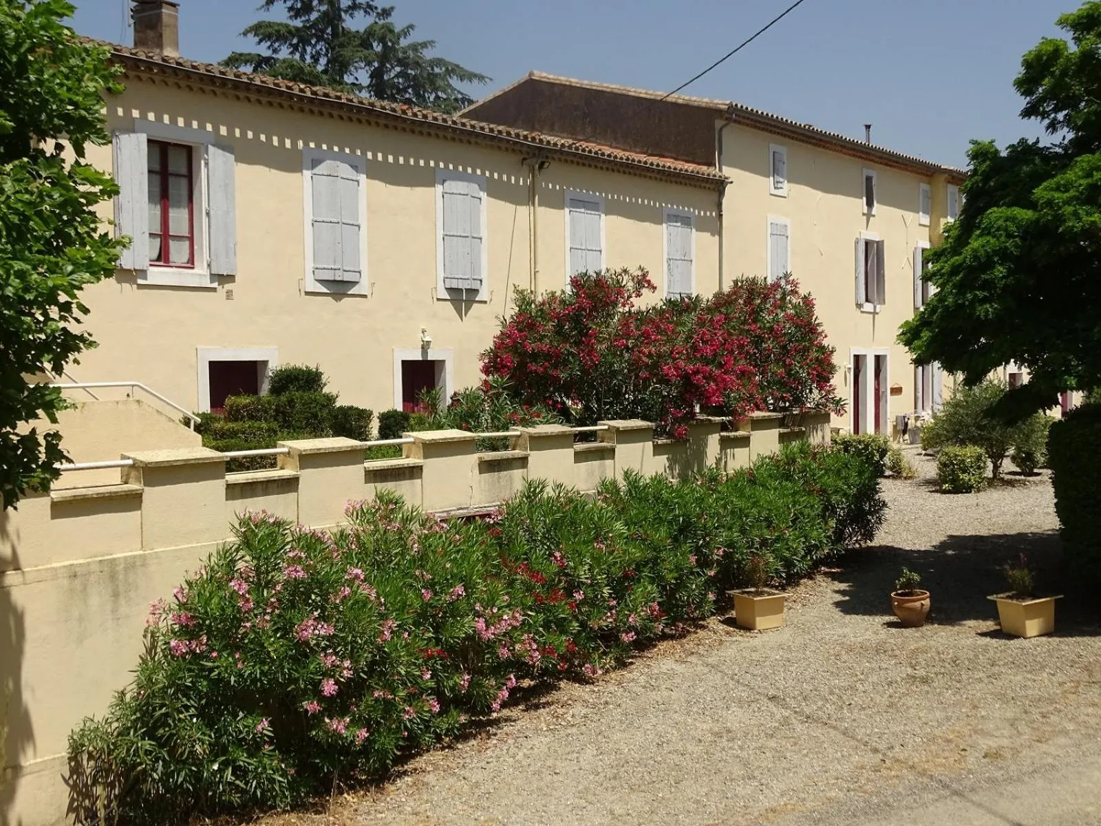 Property building in Domaine De La Petite Tour