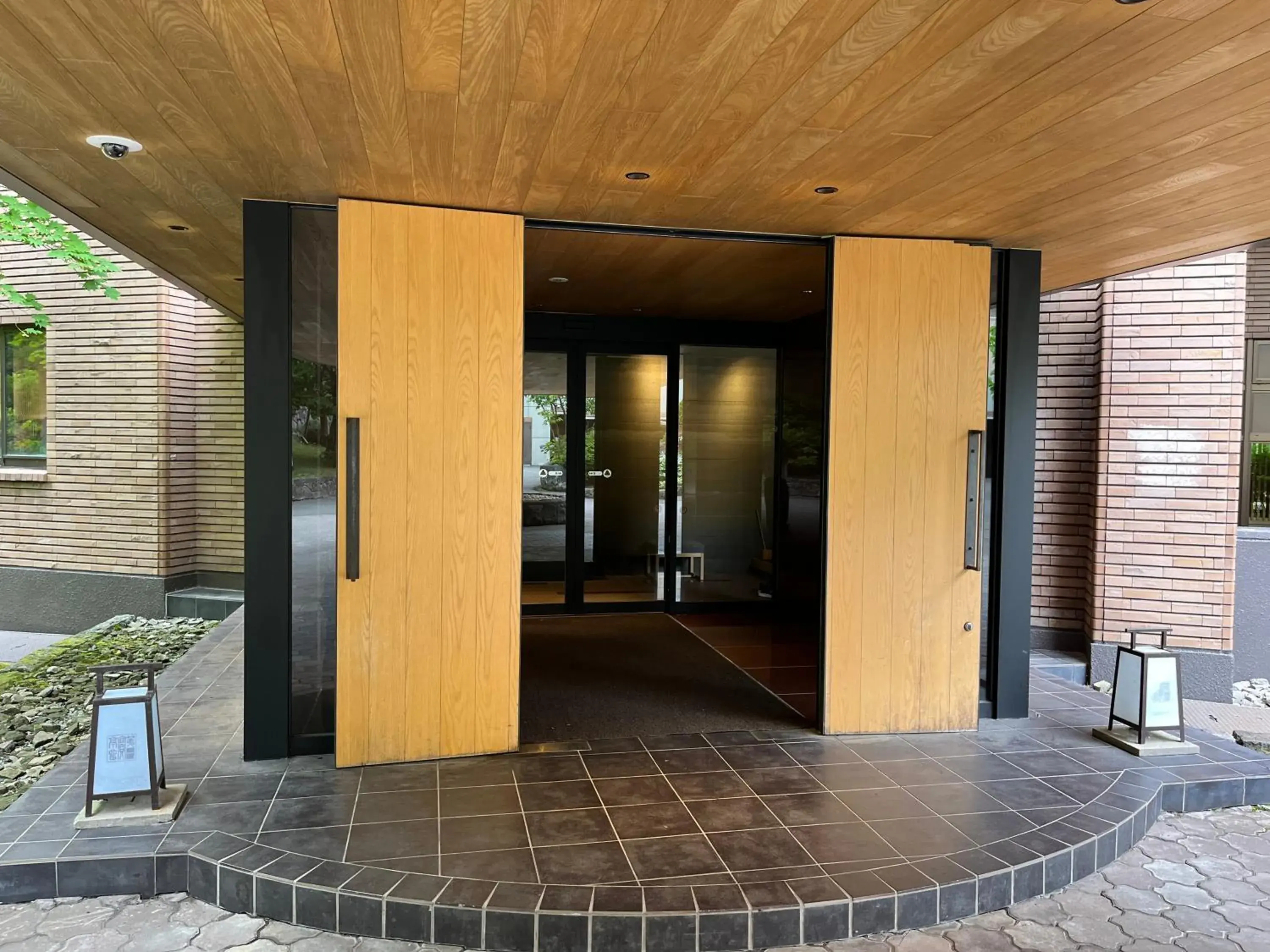 Facade/entrance in Kuriya Suizan Facade/entrance in Kuriya Suizan