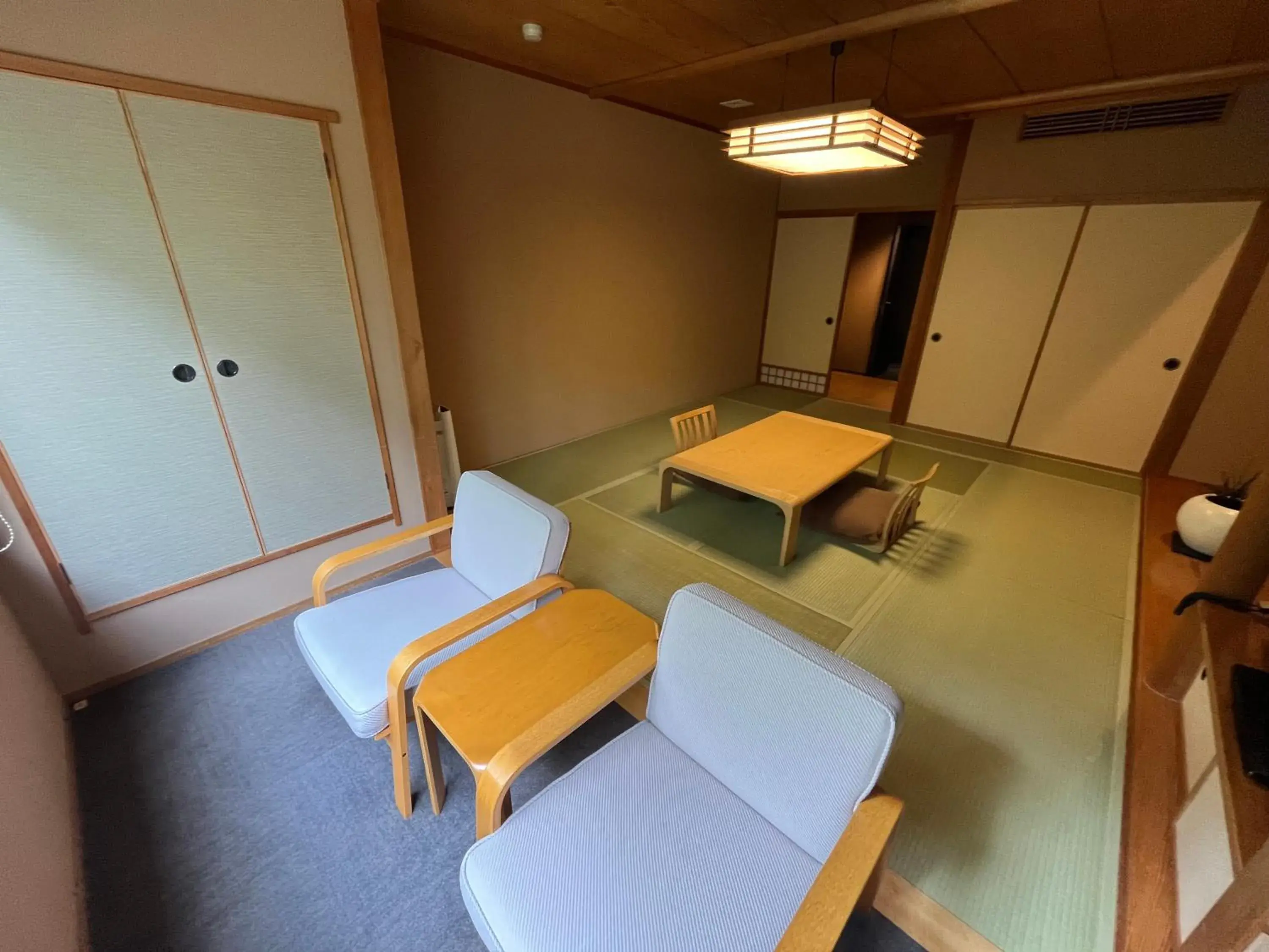 Living room in Kuriya Suizan Living room in Kuriya Suizan