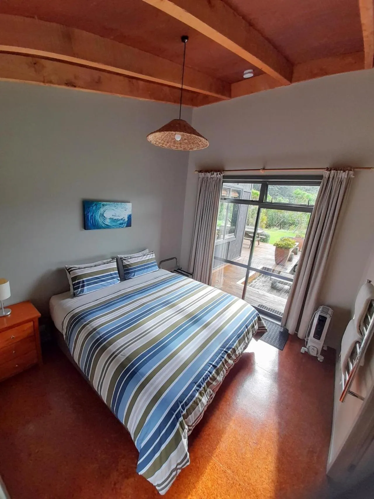 Bedroom, Bed in Piha Beachstay Accommodation