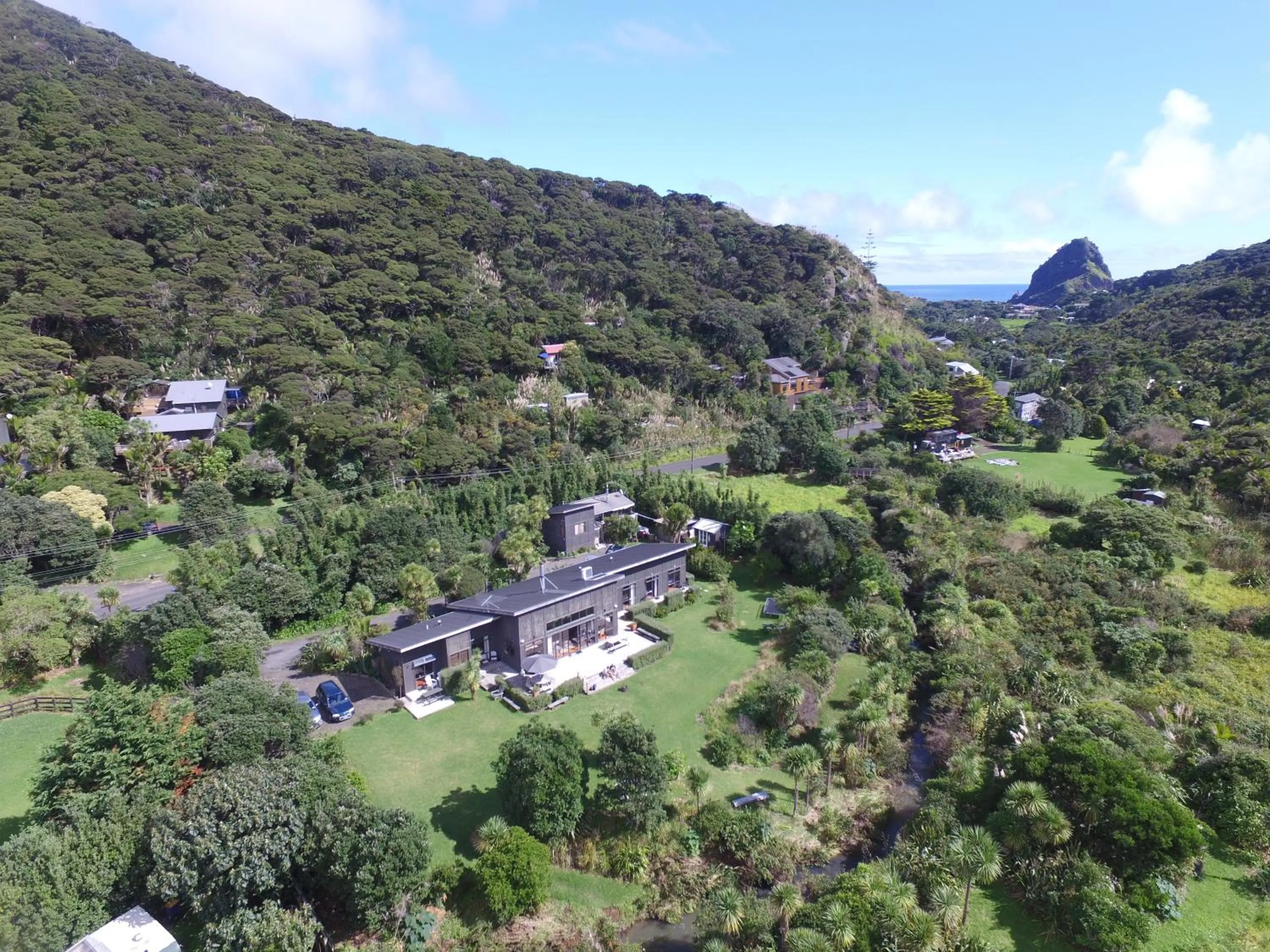 Bird's eye view in Piha Beachstay Accommodation