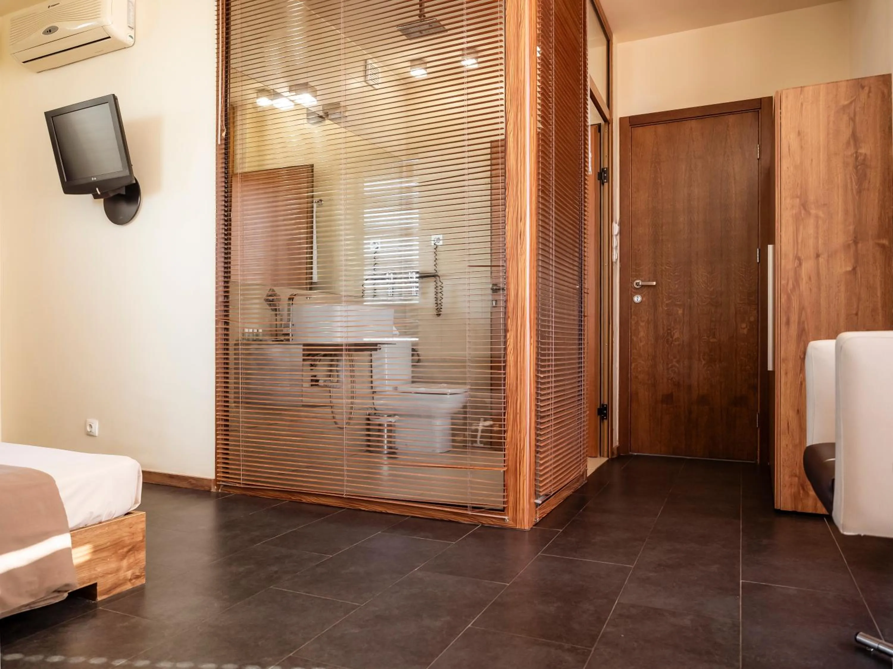 Bathroom in Design Hotel Logatero