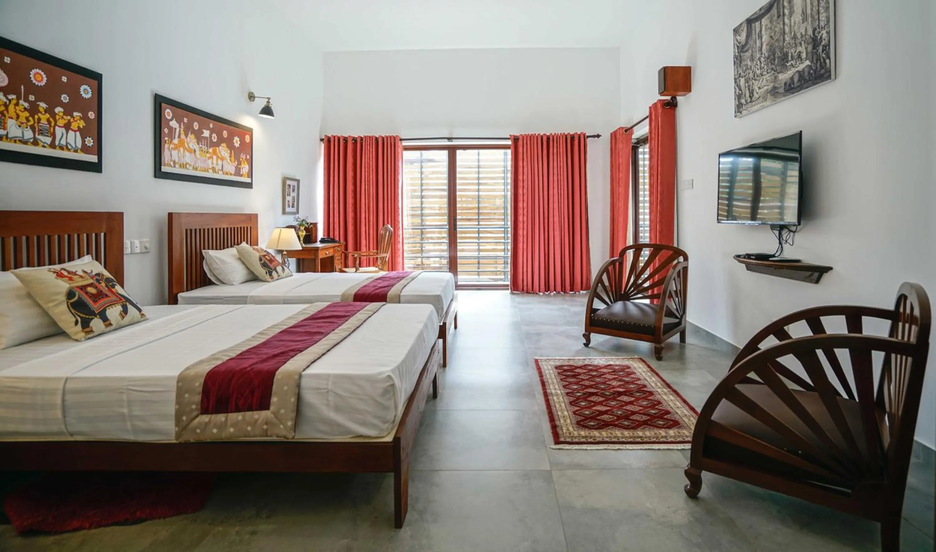 Photo of the whole room, Bed in Atelier