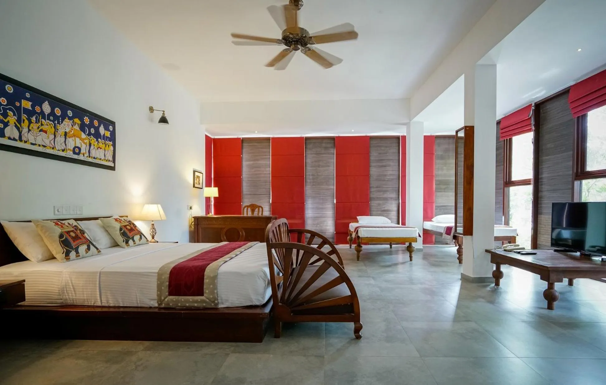 Photo of the whole room, Bed in Atelier