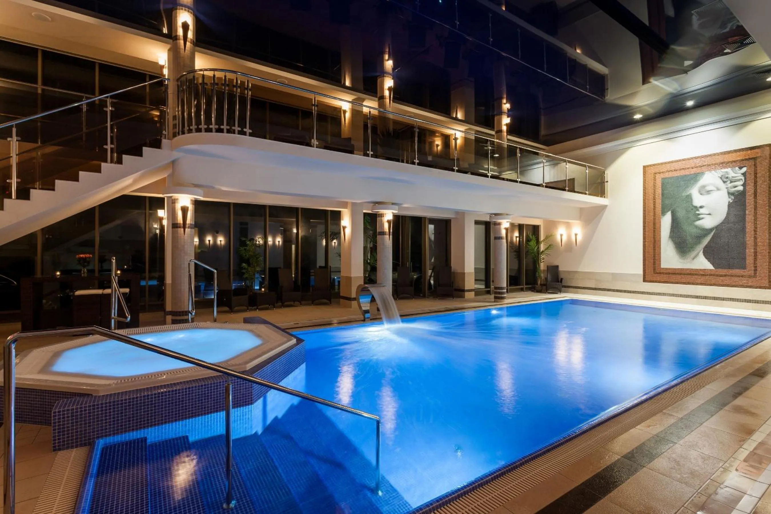 Swimming pool in Hotel Lambert Medical Spa