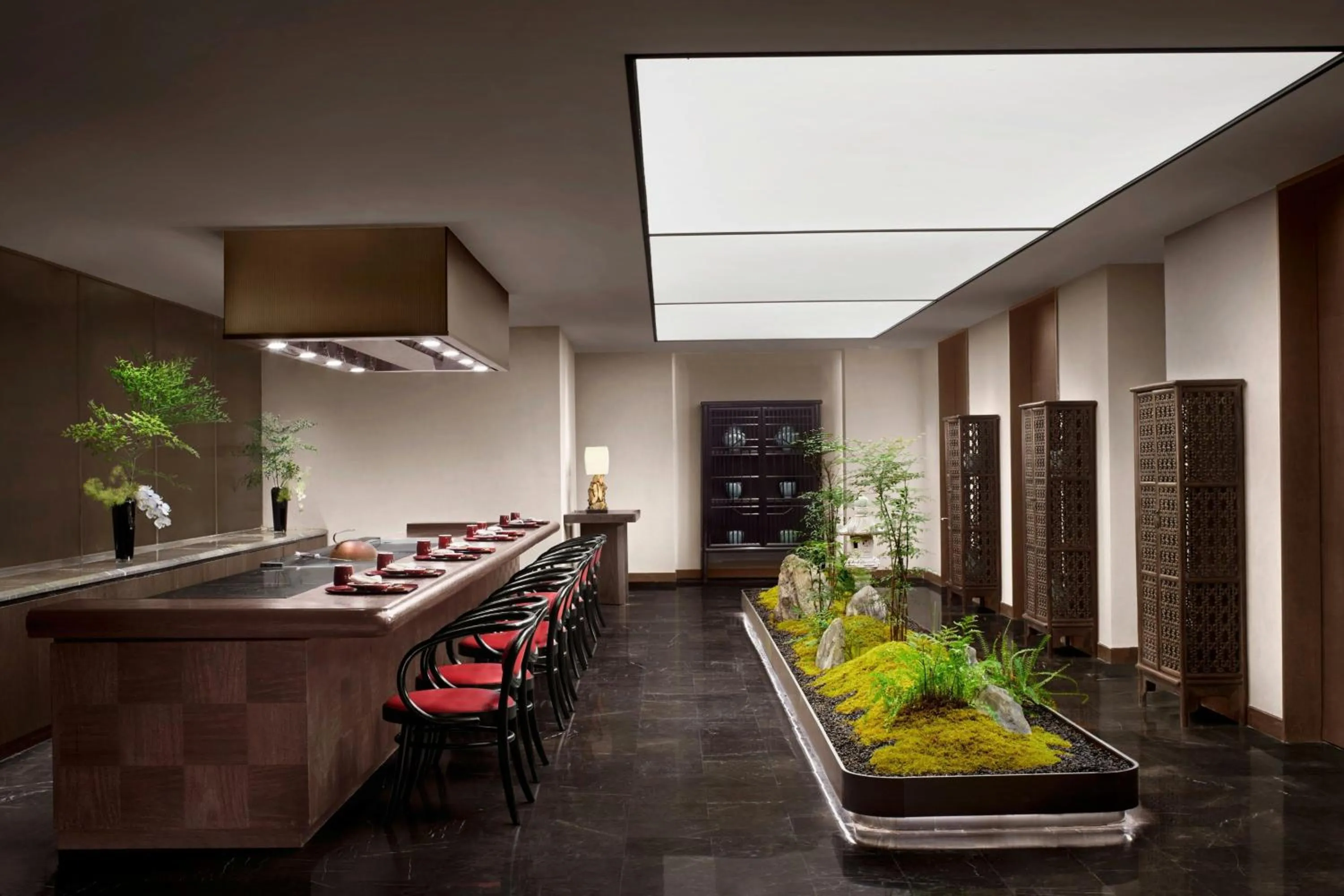 Restaurant/places to eat in The St Regis Shanghai Jingan - Where Downtown Luxury Meets Legendary Old Shanghai Jazz