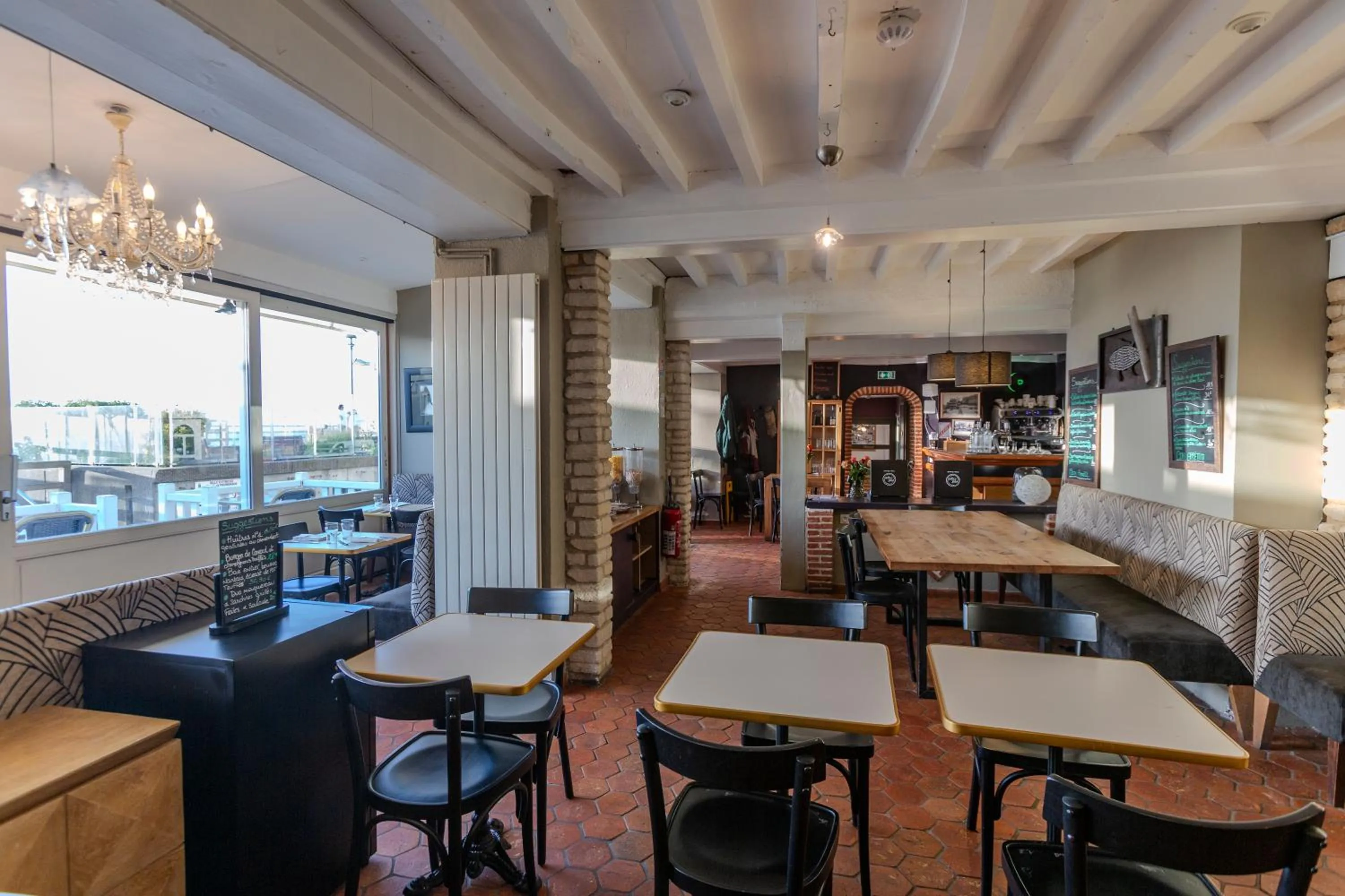 Restaurant/places to eat in Hotel Le Rayon Vert