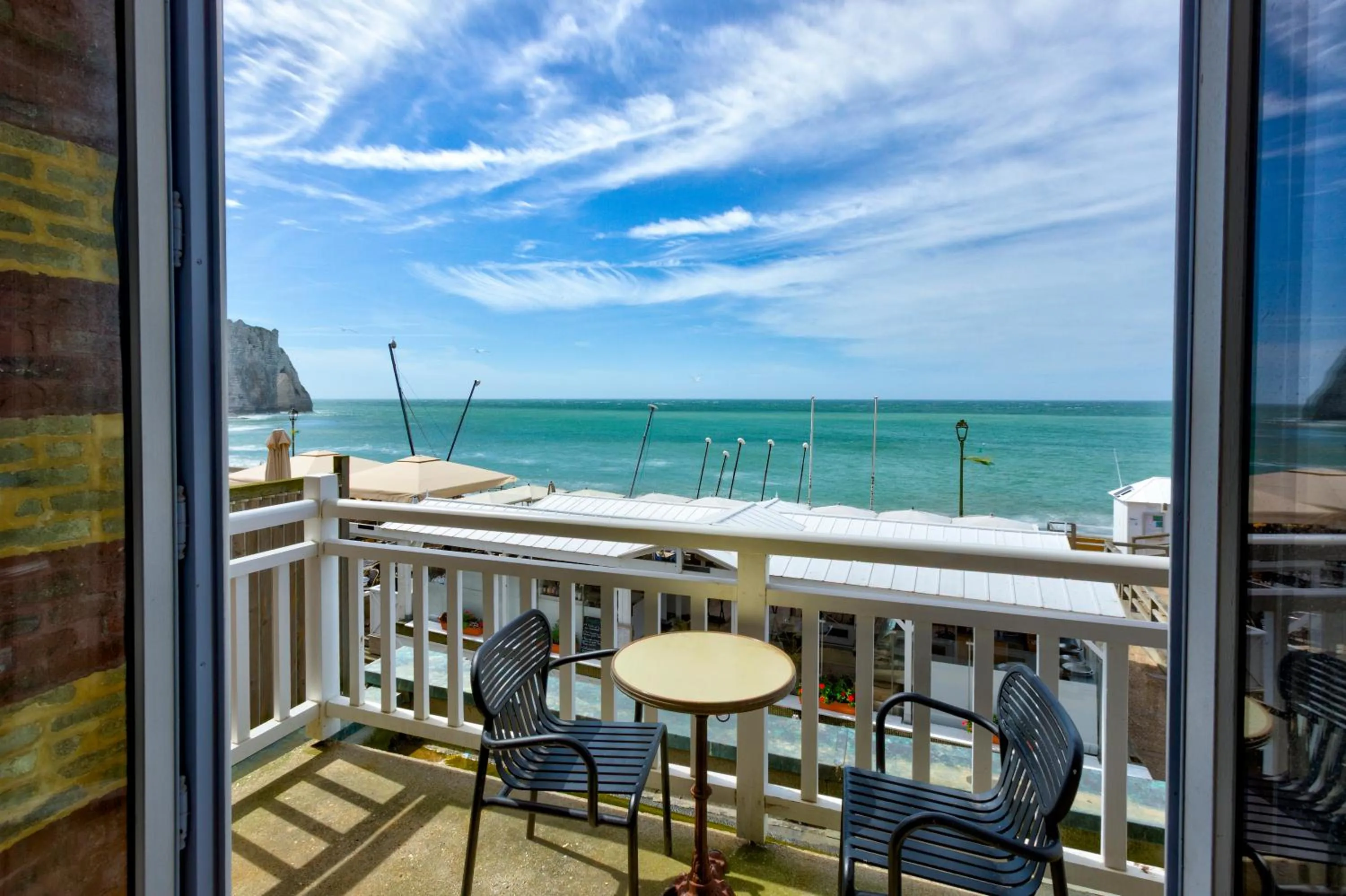 Sea view in Hotel Le Rayon Vert