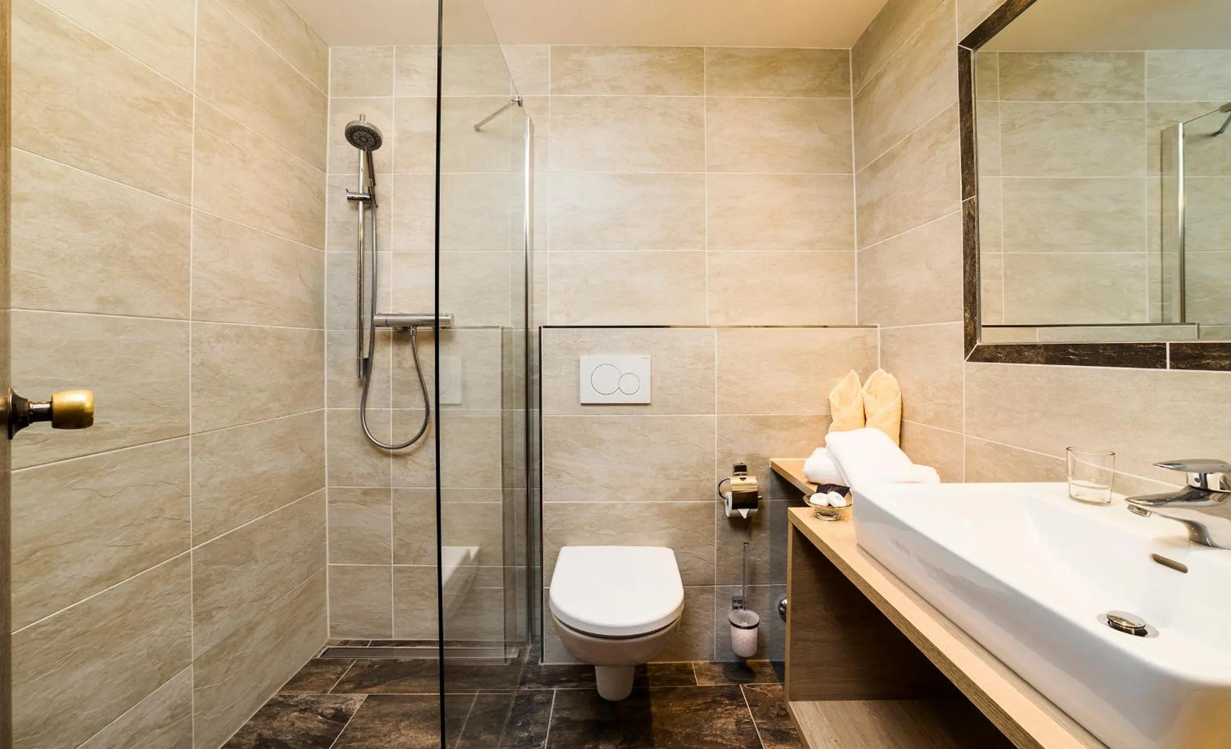 Shower in Hotel Alphof Alpbach