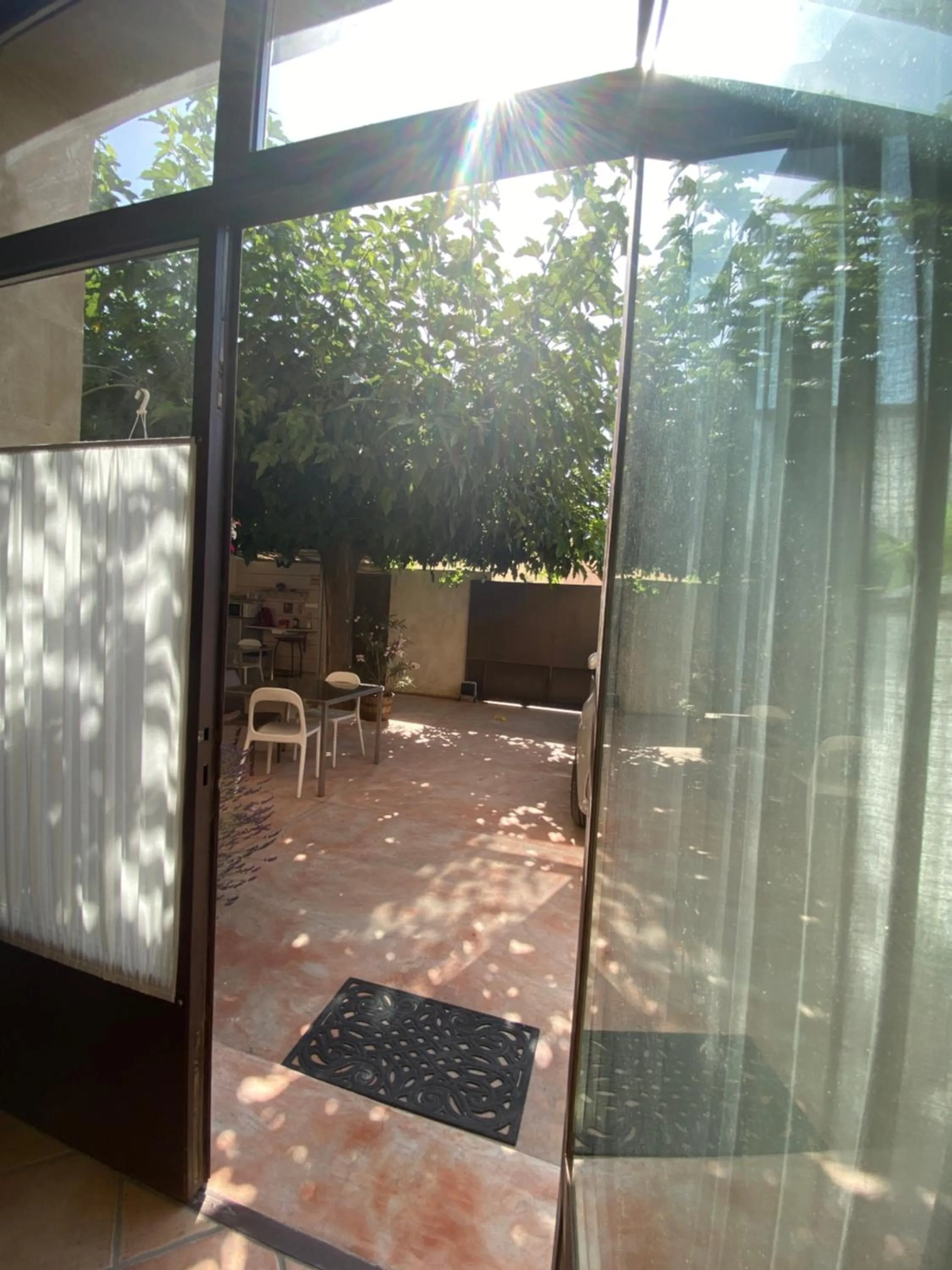 Property building in L'atelier B&B