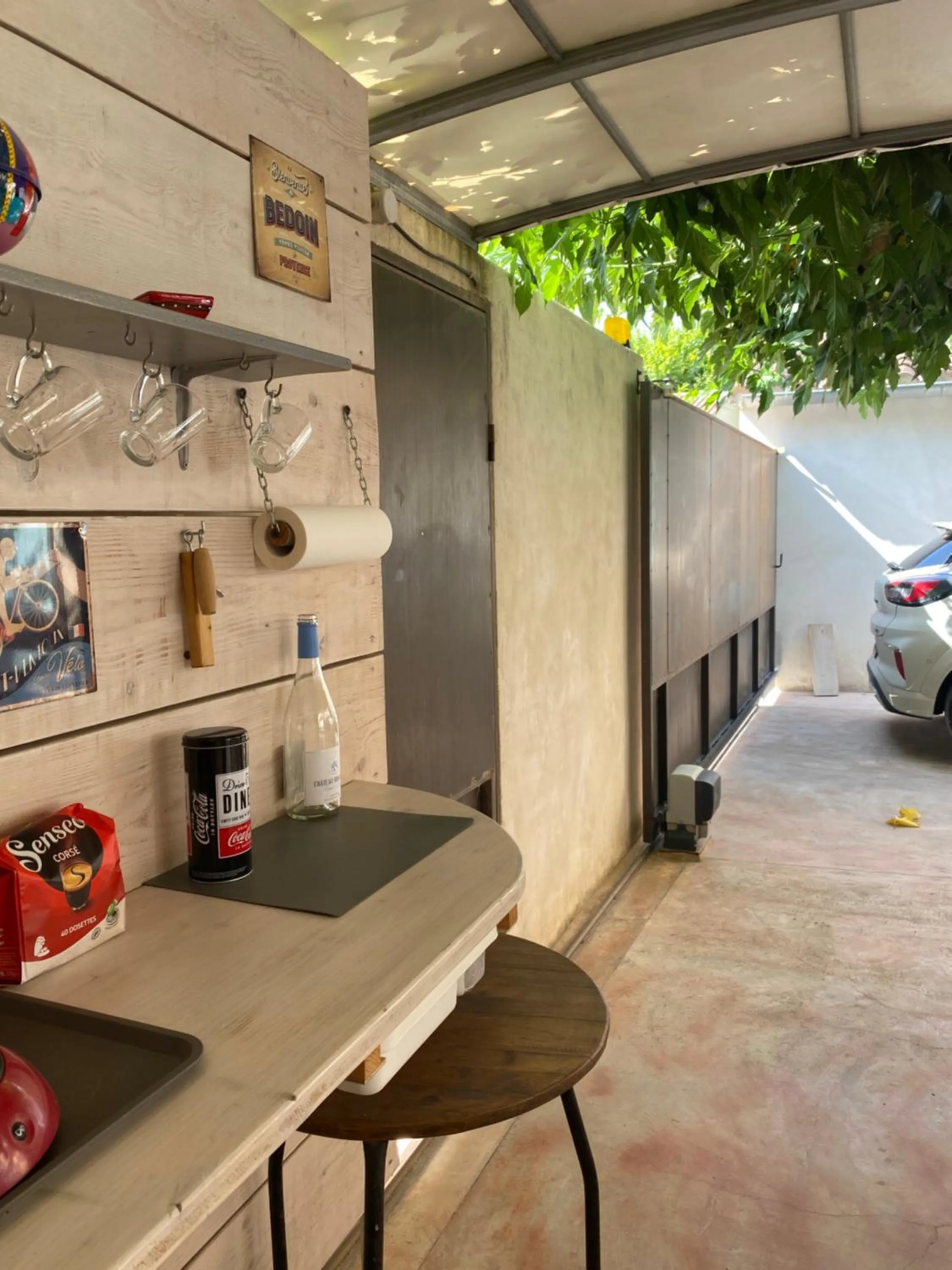 Property building in L'atelier B&B