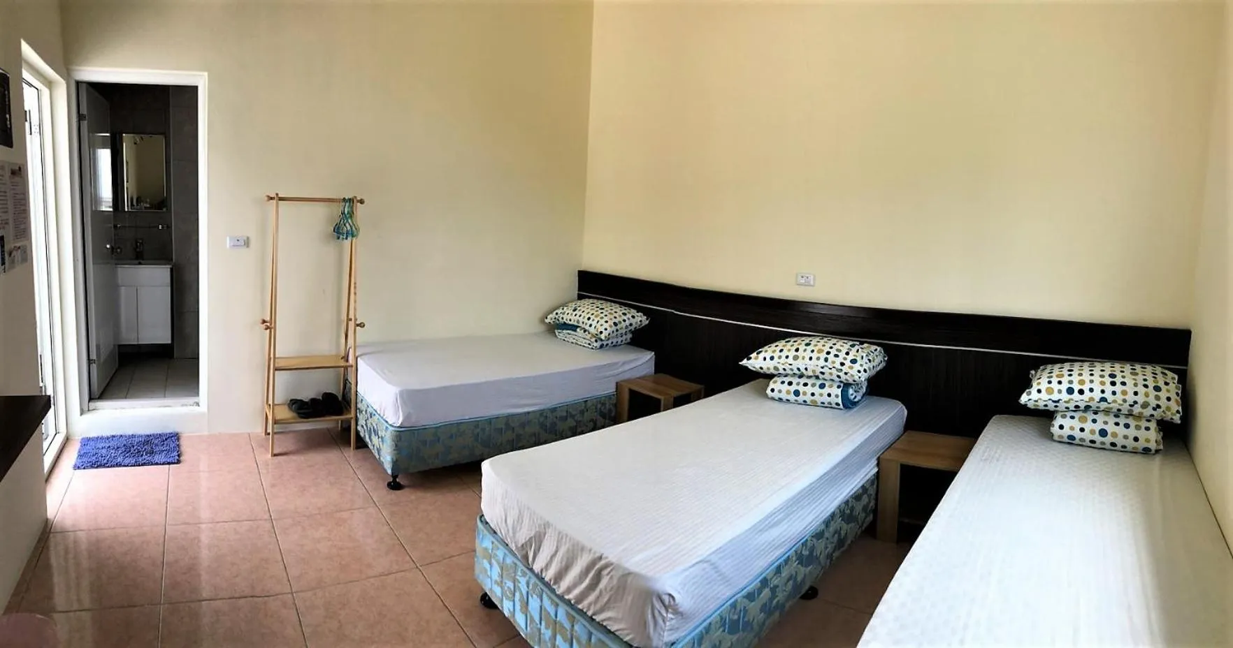 Decorative detail, Bed in Fire Island Guest House