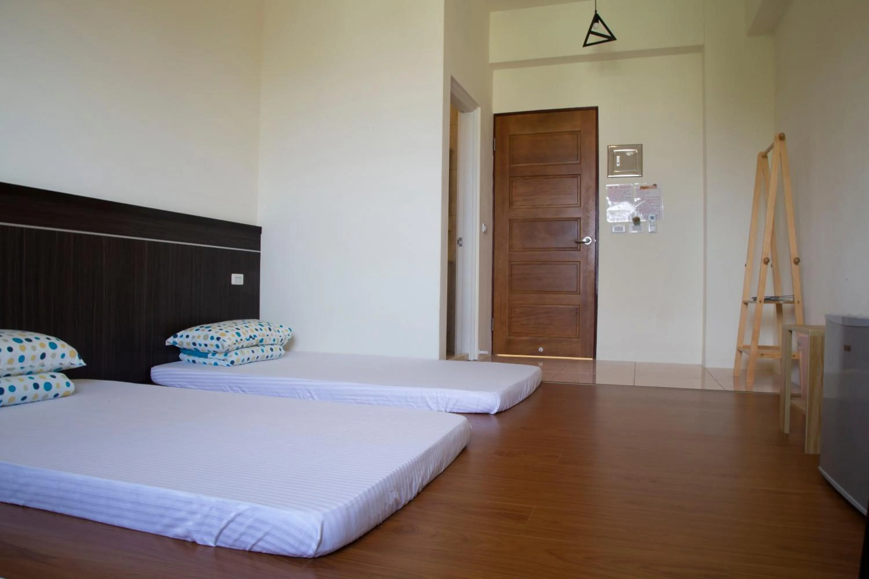 Bed in Fire Island Guest House